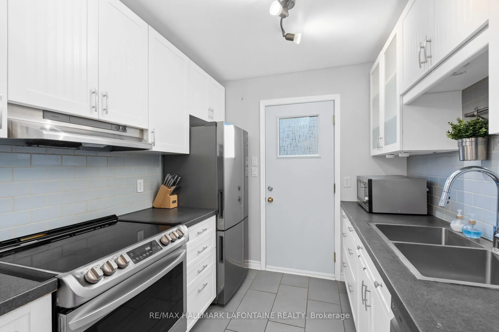 115 Renova Private, #43