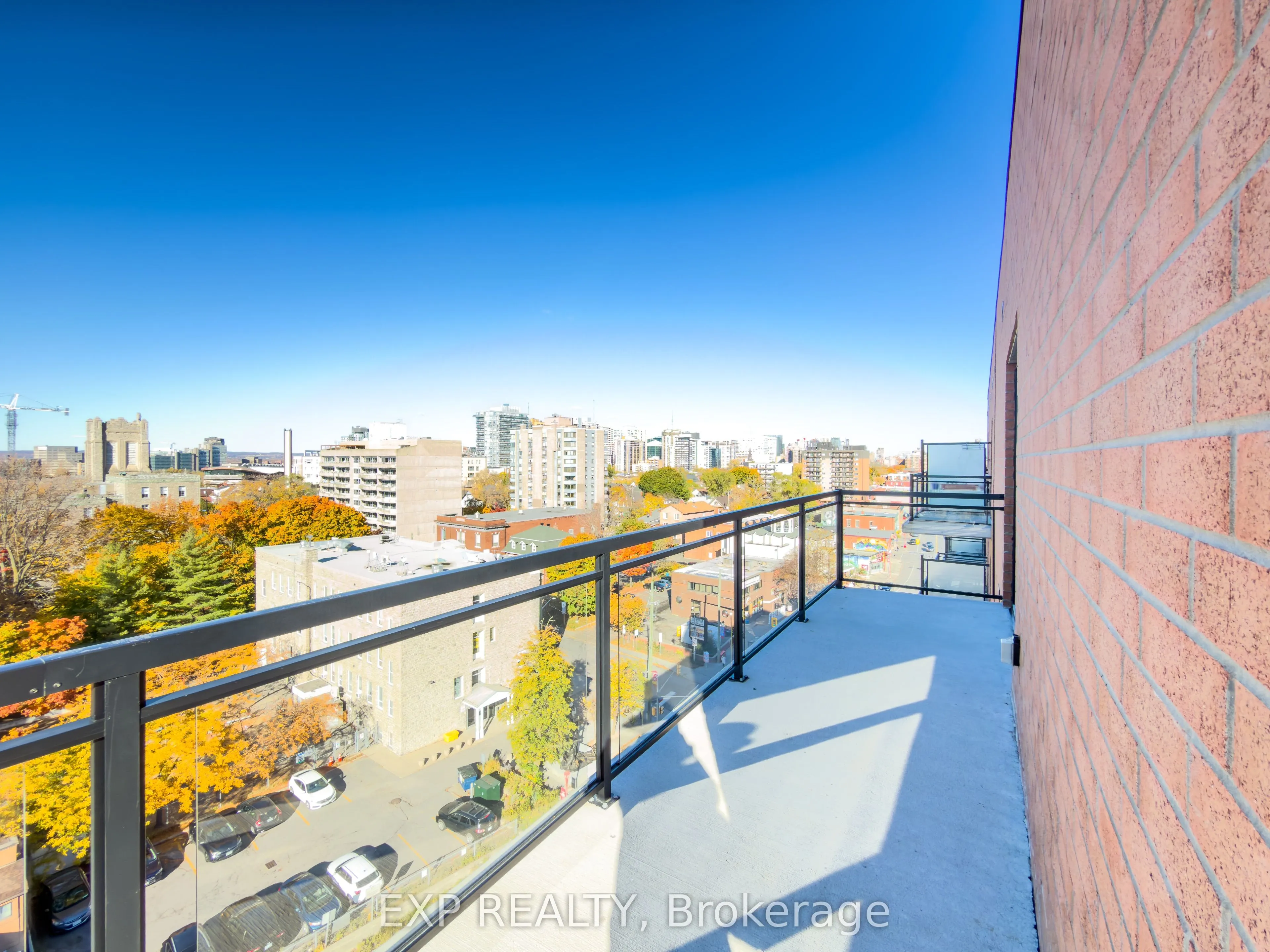 770 Somerset Street W, #905