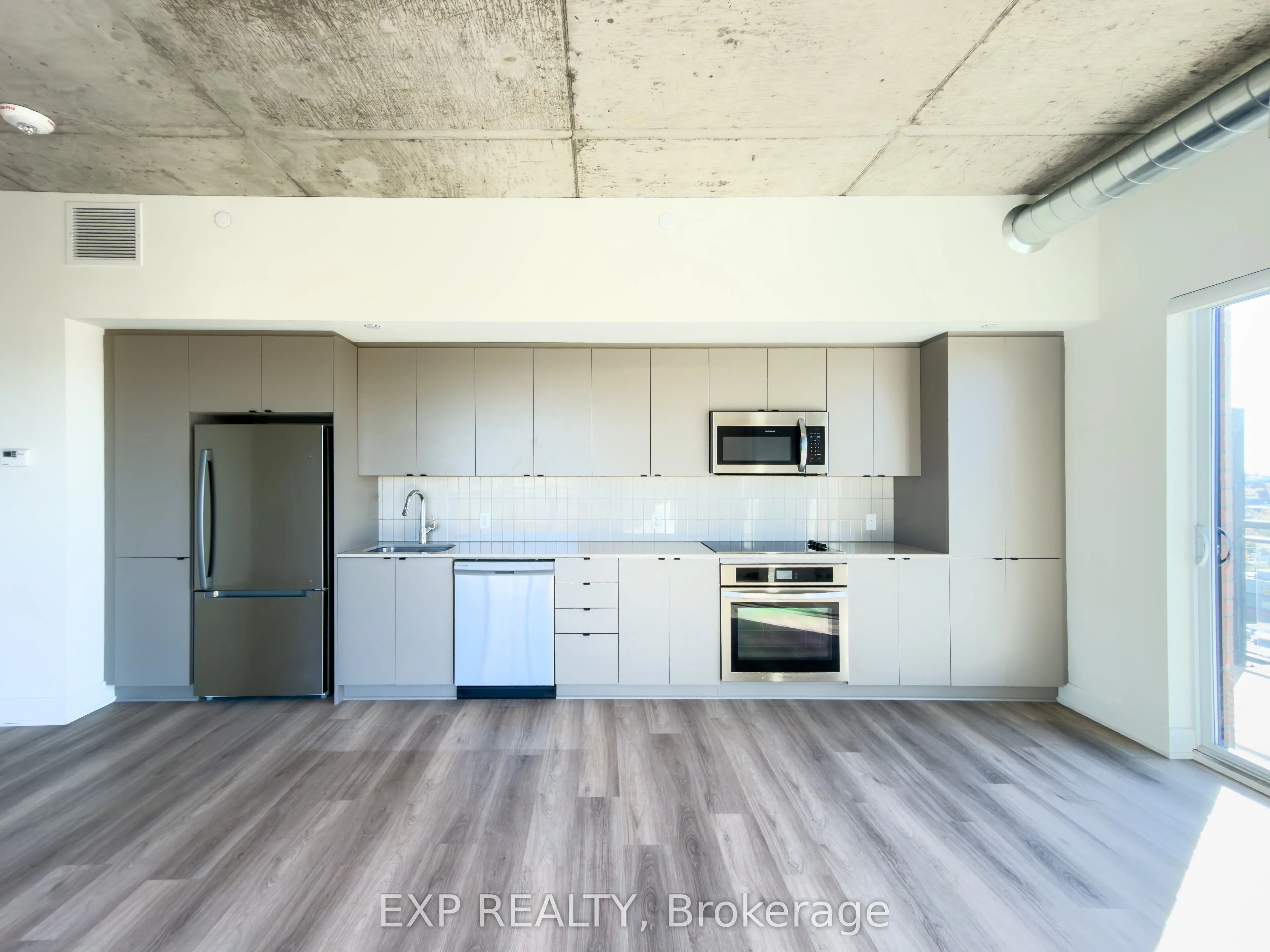 770 Somerset Street W, #406