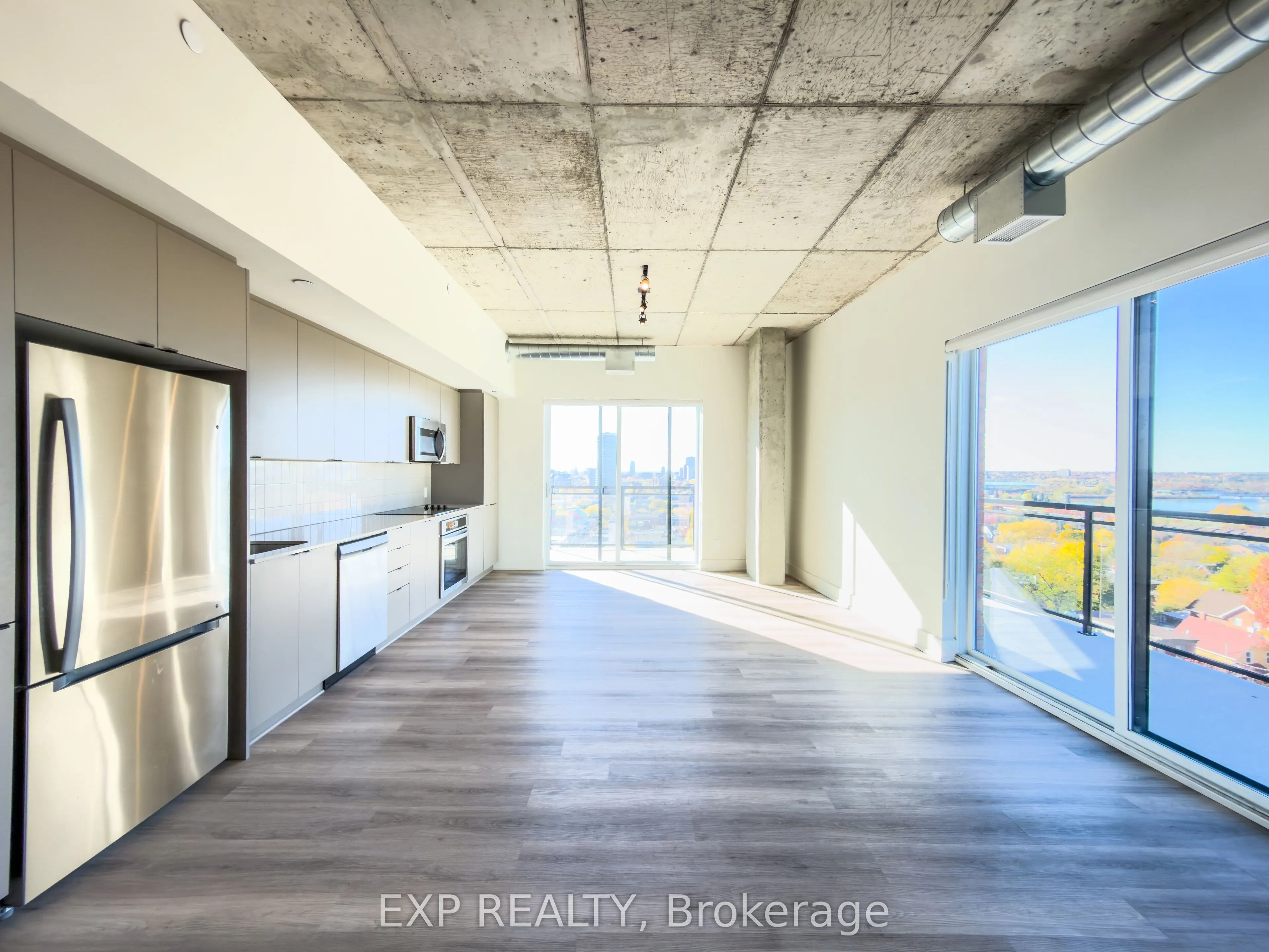 770 Somerset Street W, #406