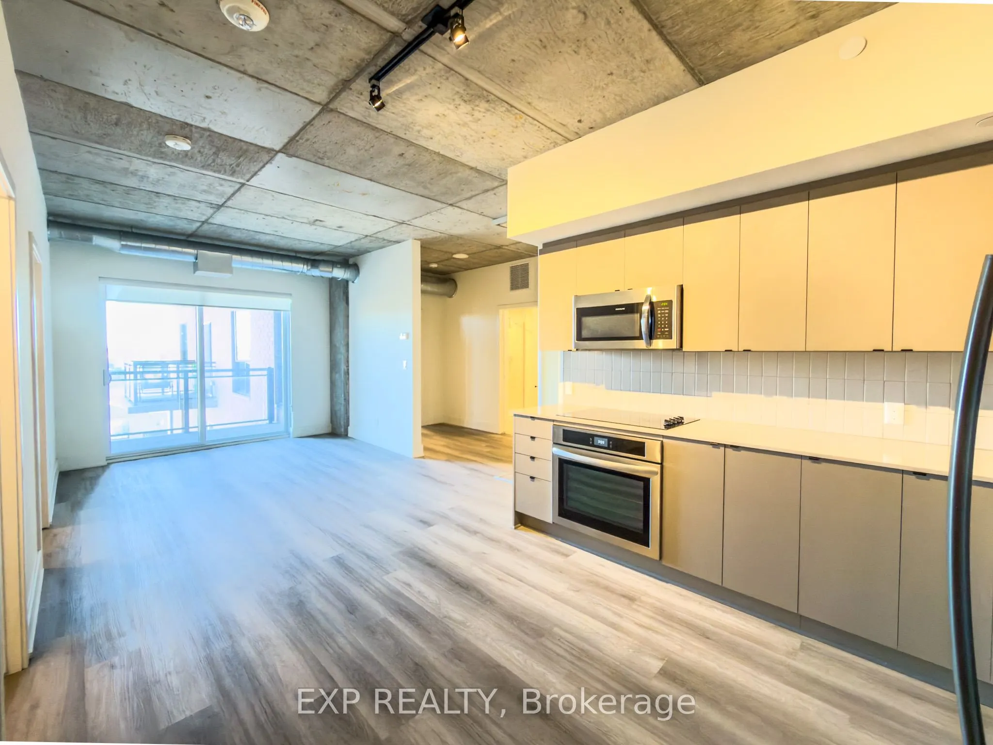 770 Somerset Street W, #514