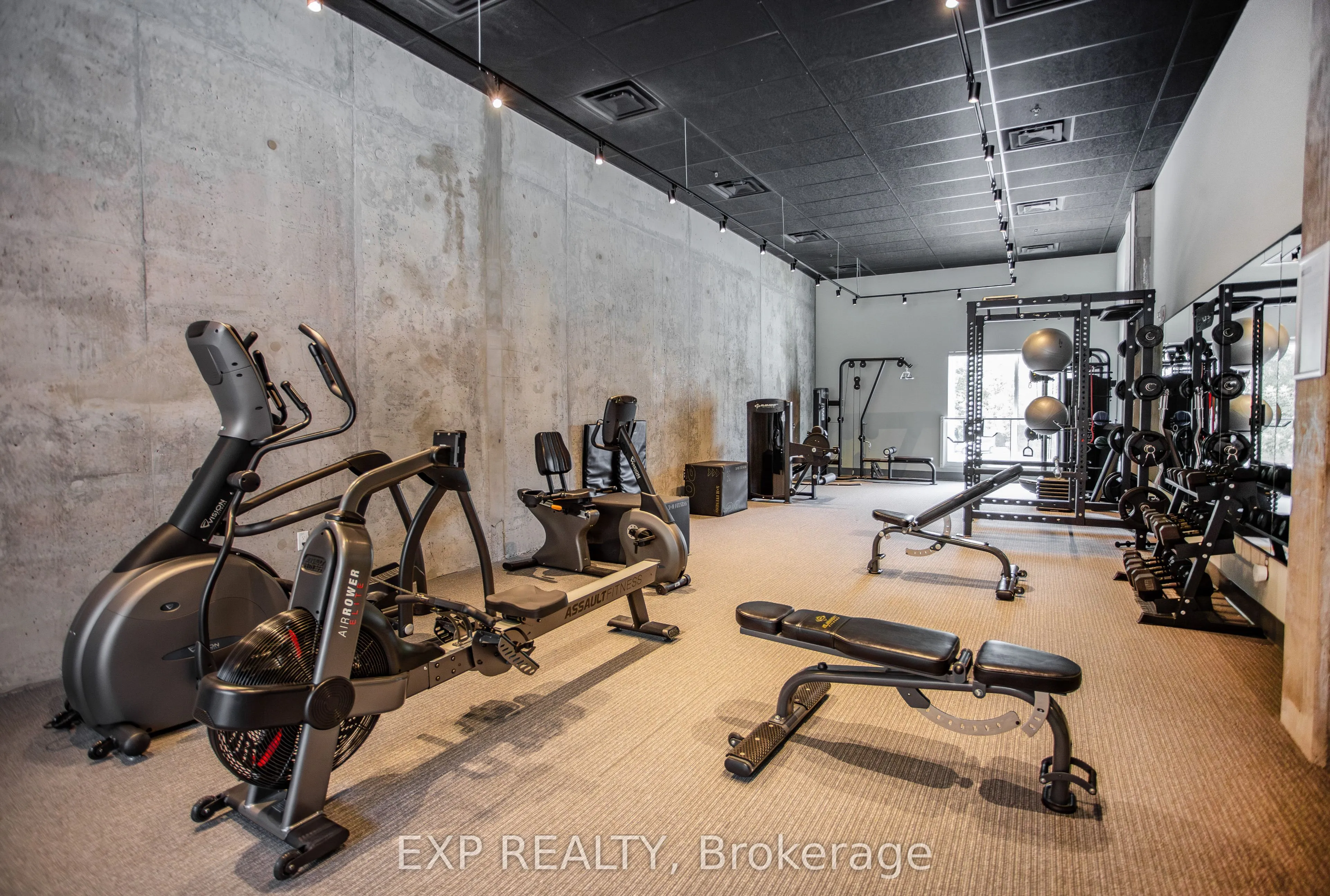 770 Somerset Street W, #514