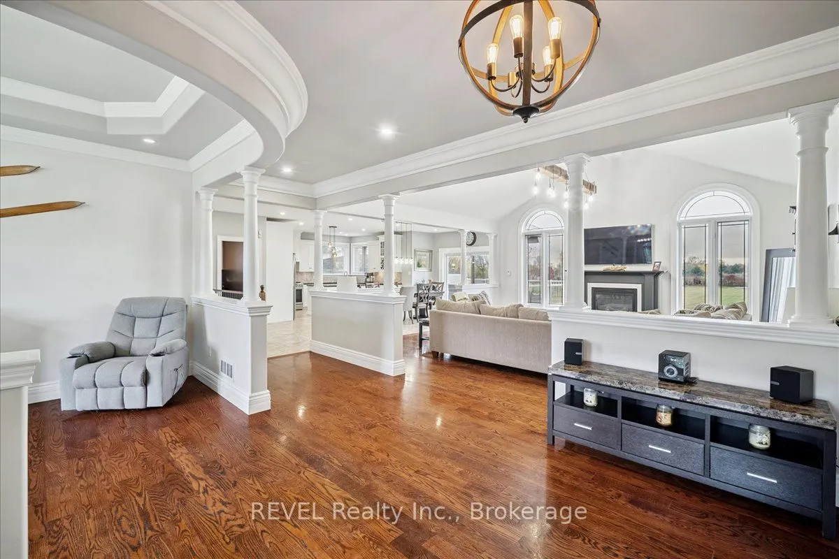 1330 Concession 6 Road W