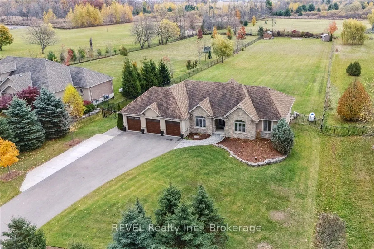 1330 Concession 6 Road W