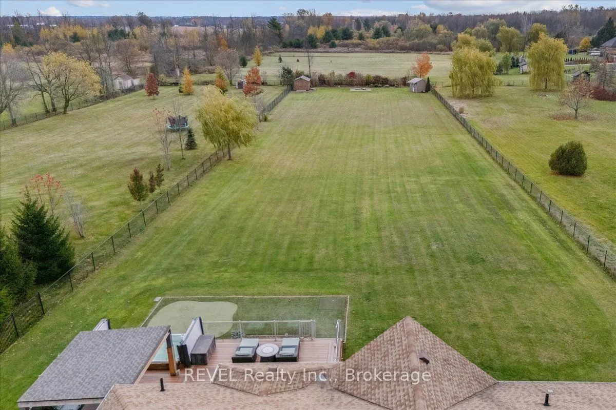 1330 Concession 6 Road W