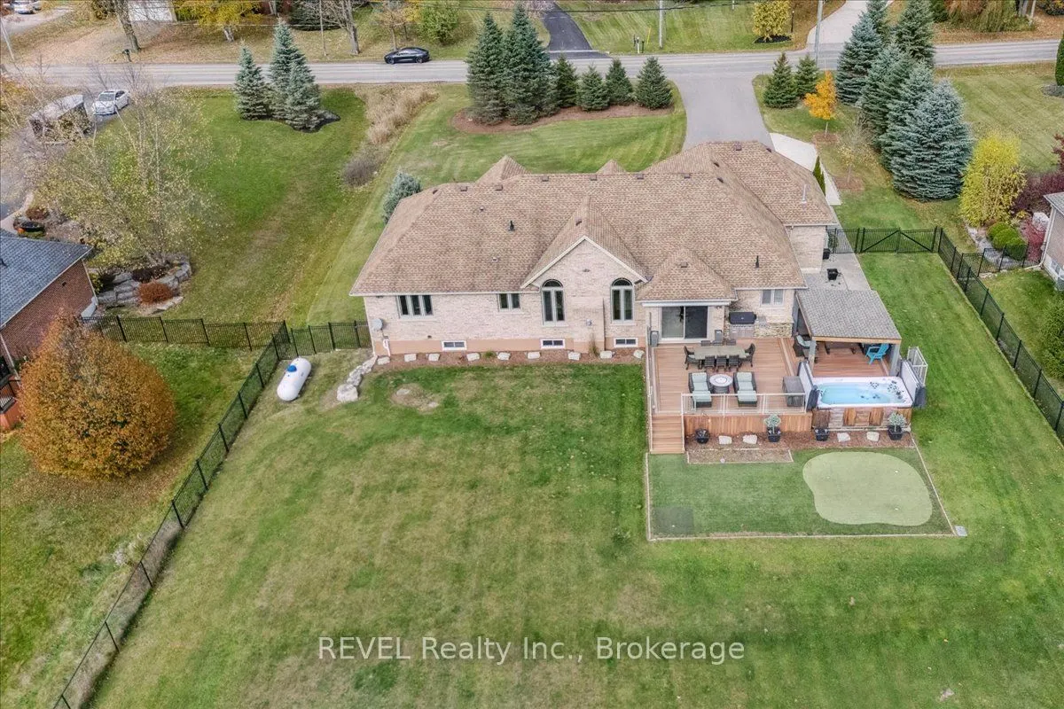 1330 Concession 6 Road W