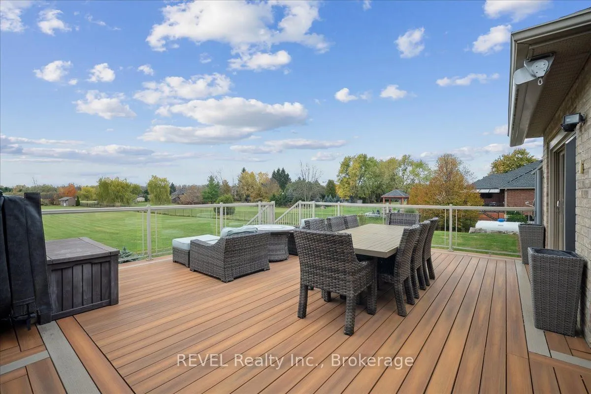 1330 Concession 6 Road W