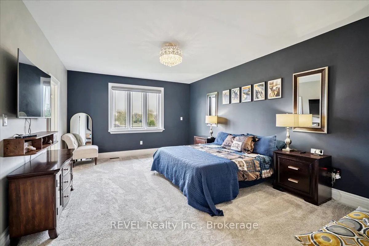 1330 Concession 6 Road W