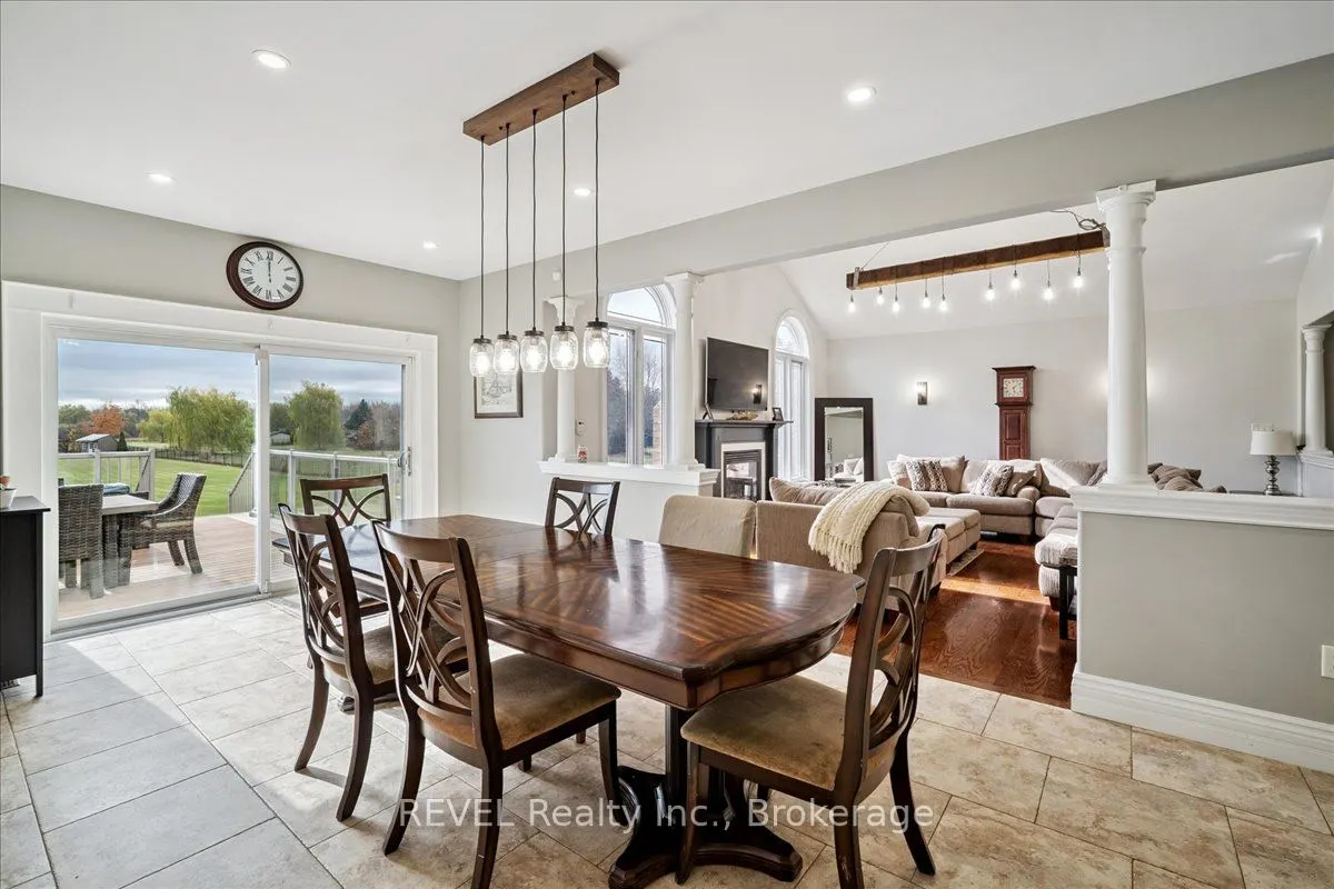 1330 Concession 6 Road W