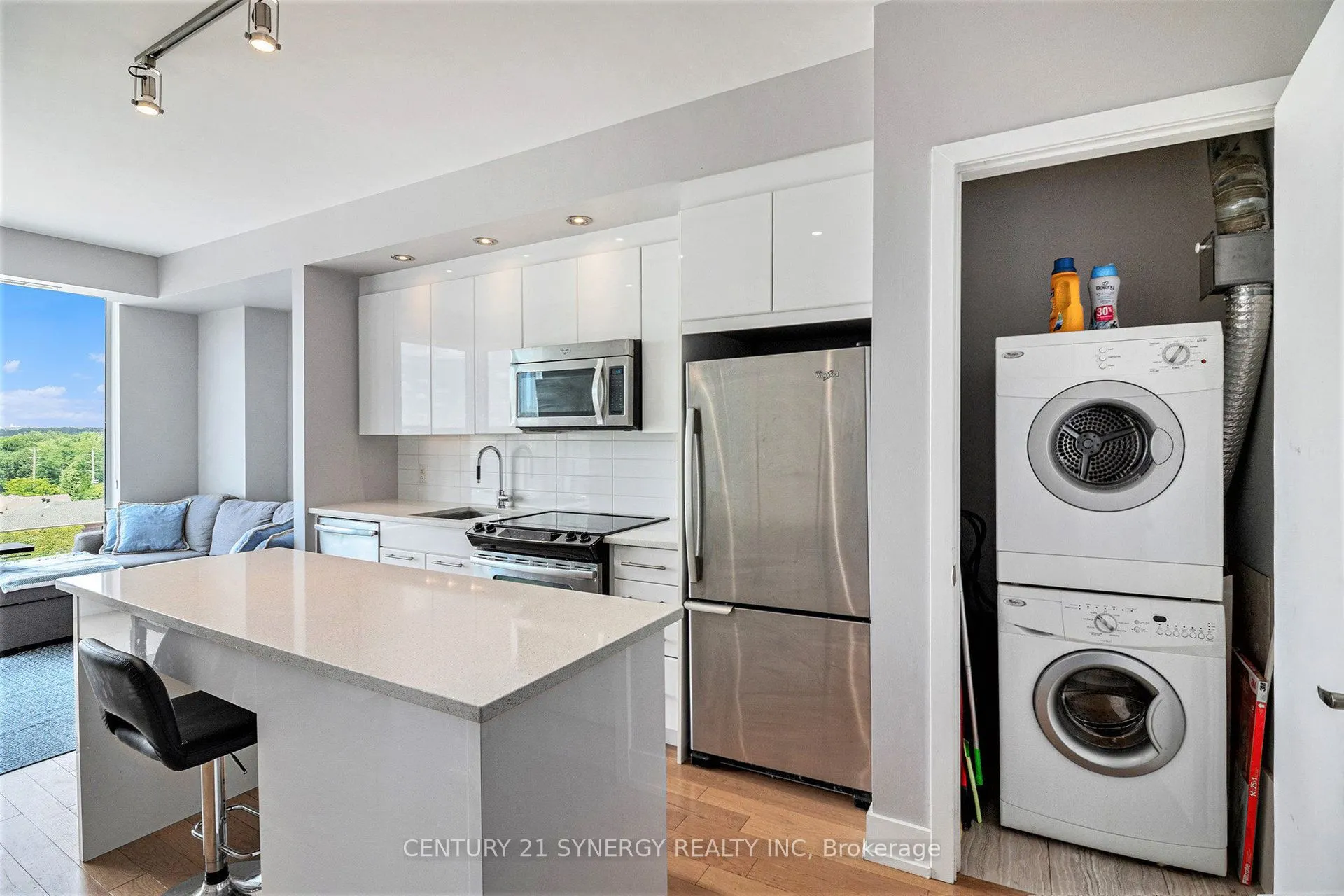 360 Patricia Avenue, #607