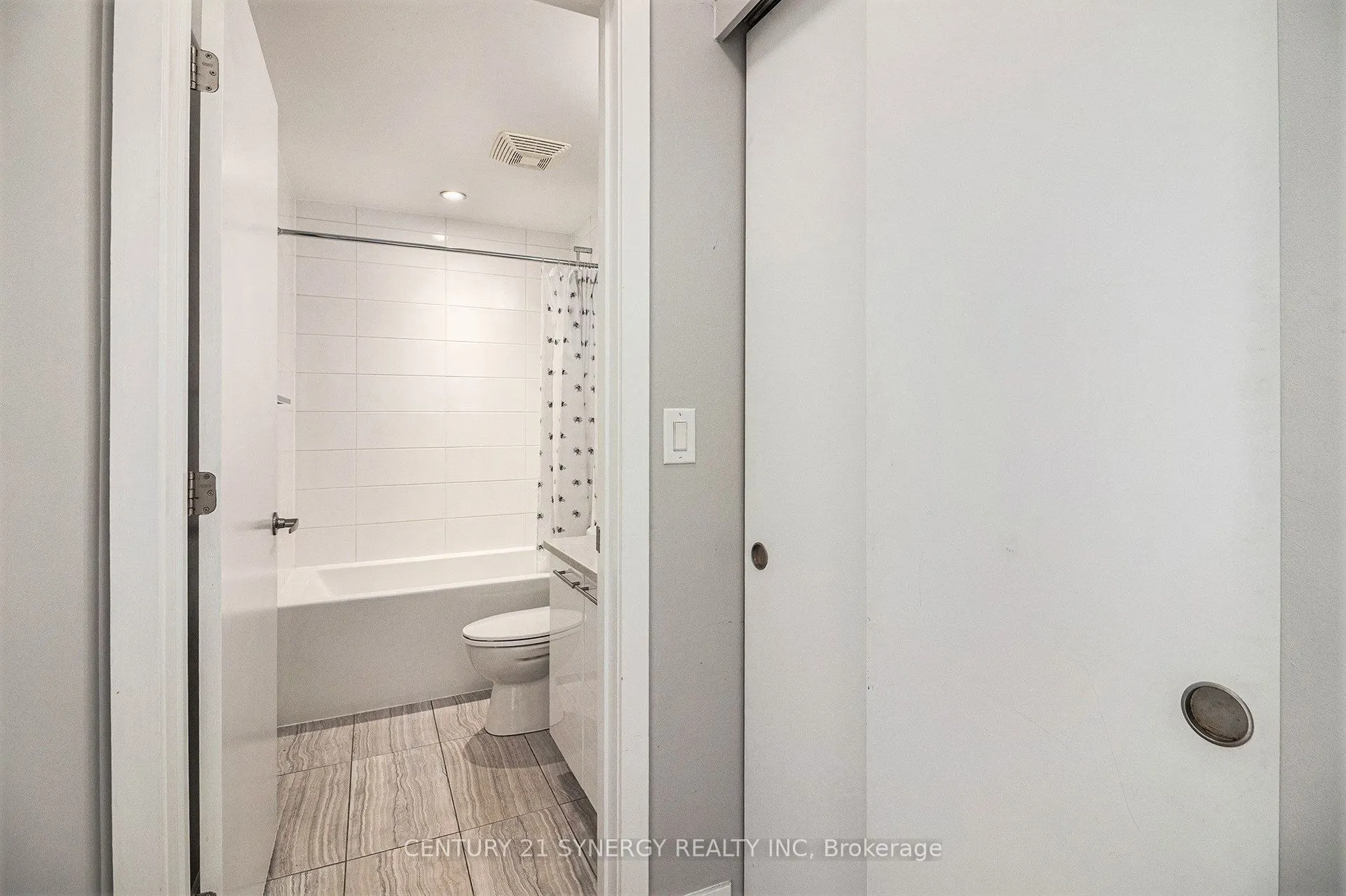 360 Patricia Avenue, #607