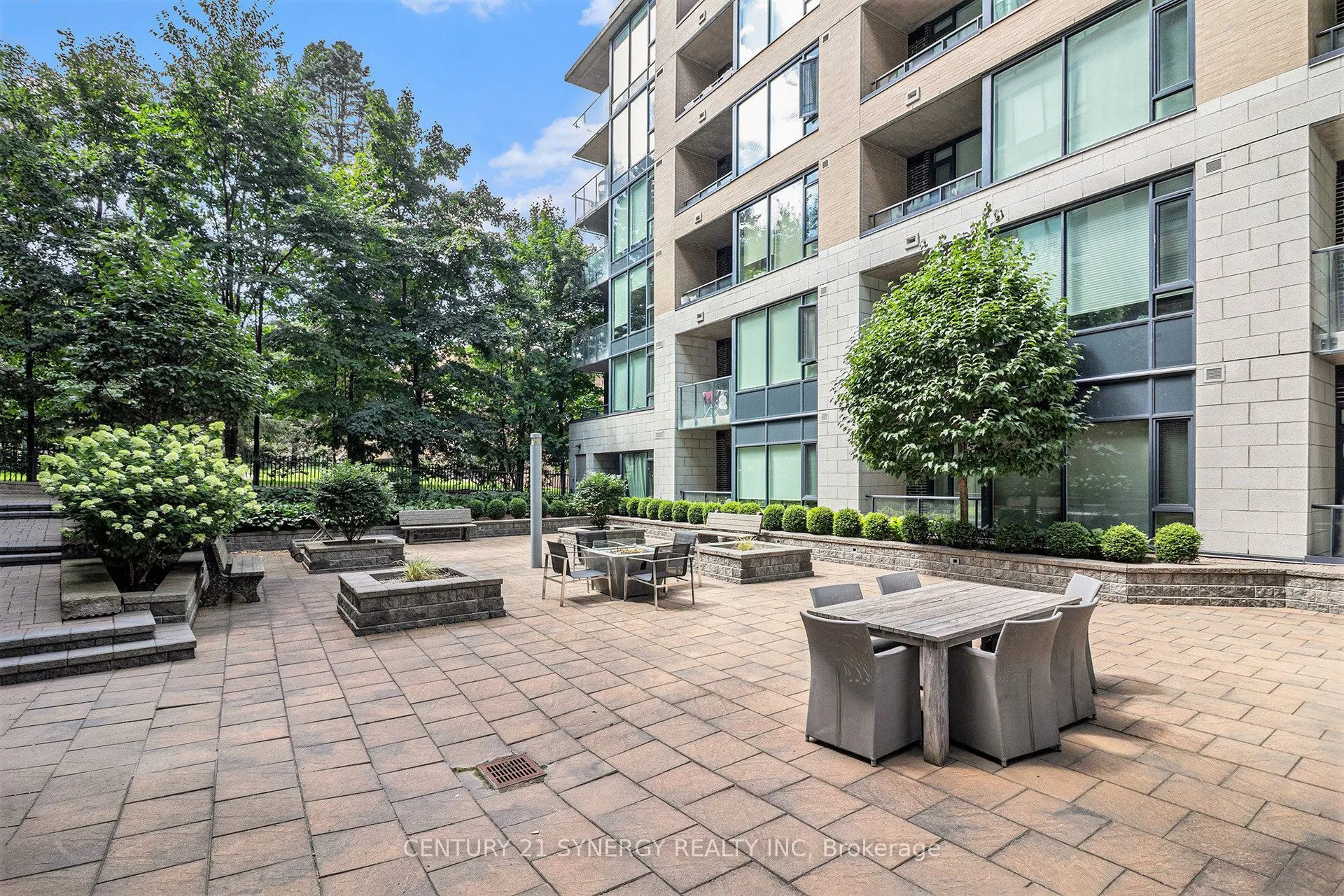 360 Patricia Avenue, #607