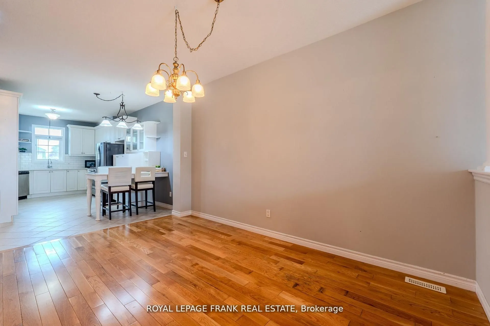 9 Eglington Street, #16