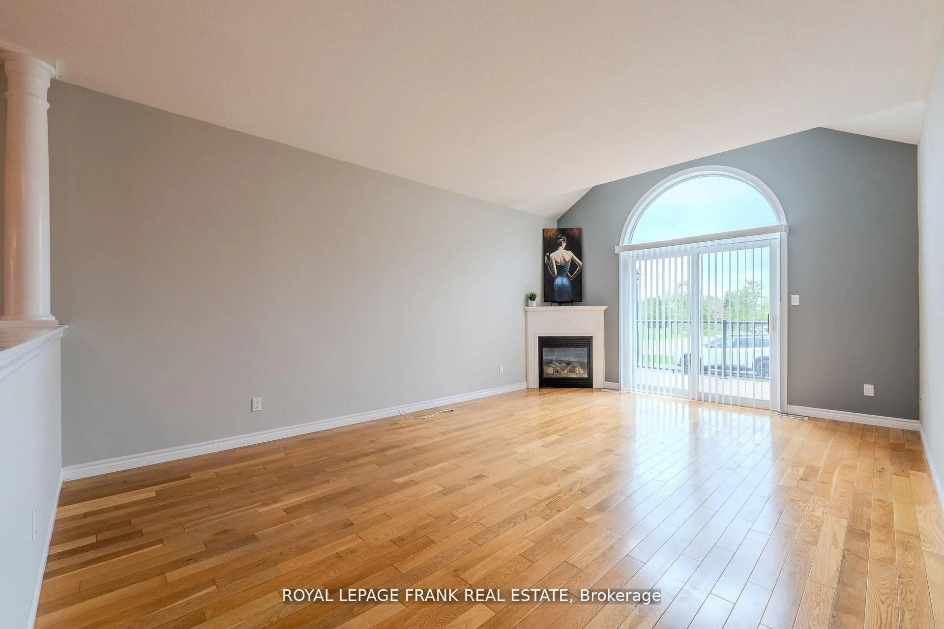 9 Eglington Street, #16