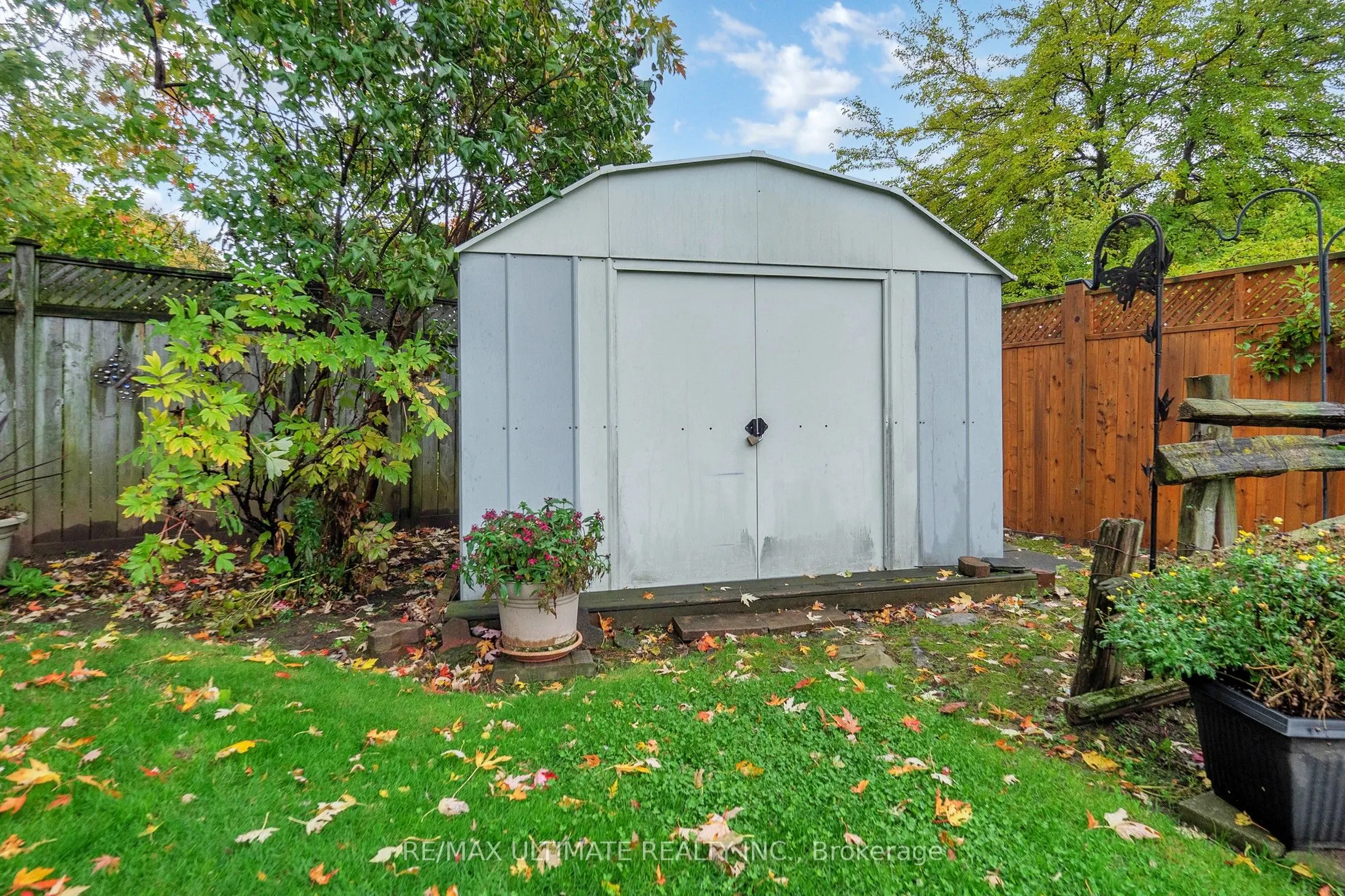 96 Lakeshore Road, #Geb