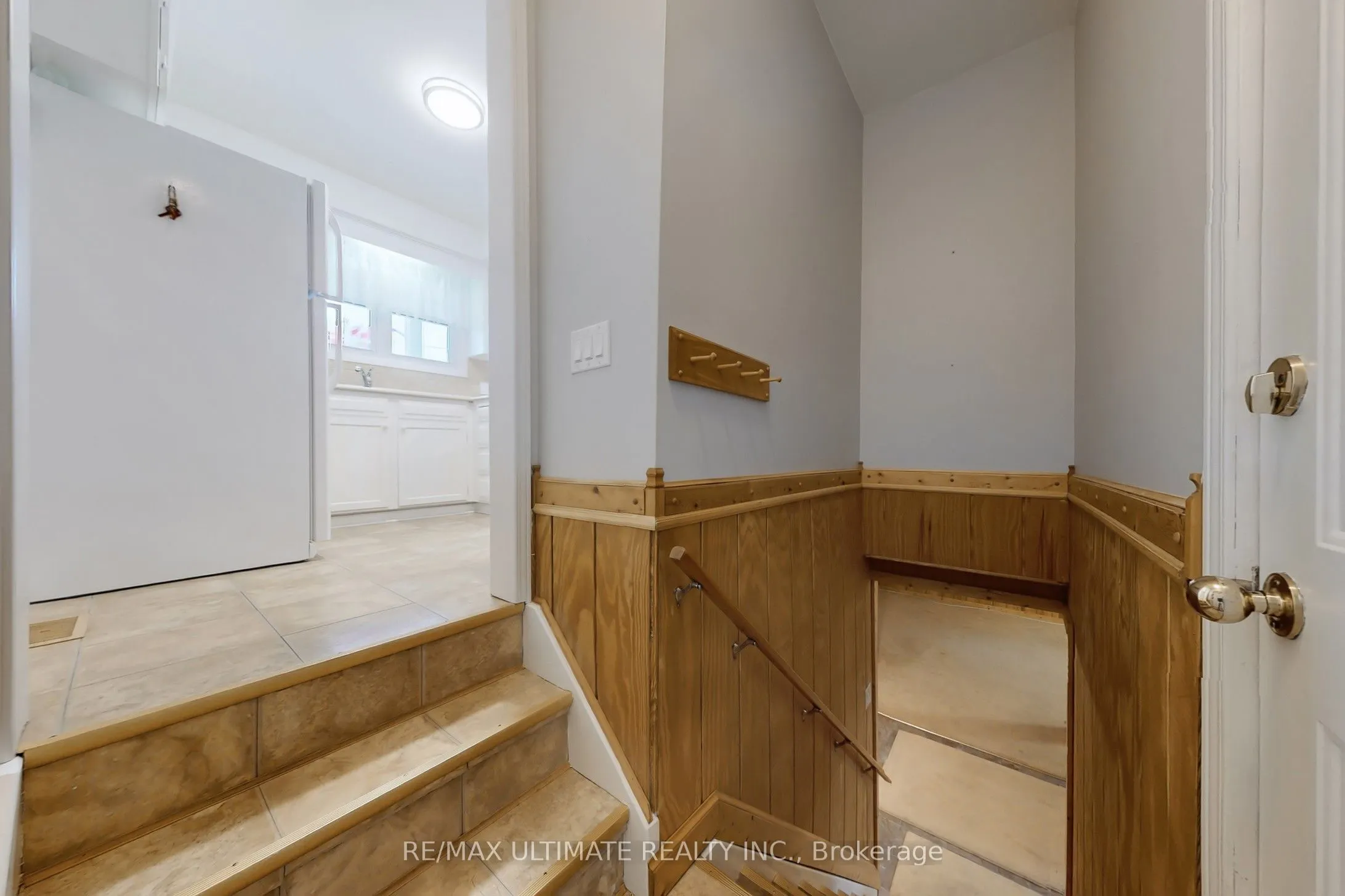 96 Lakeshore Road, #Geb