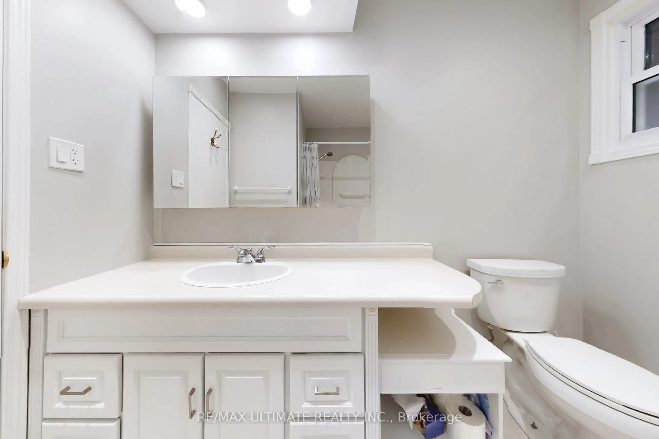 96 Lakeshore Road, #Geb