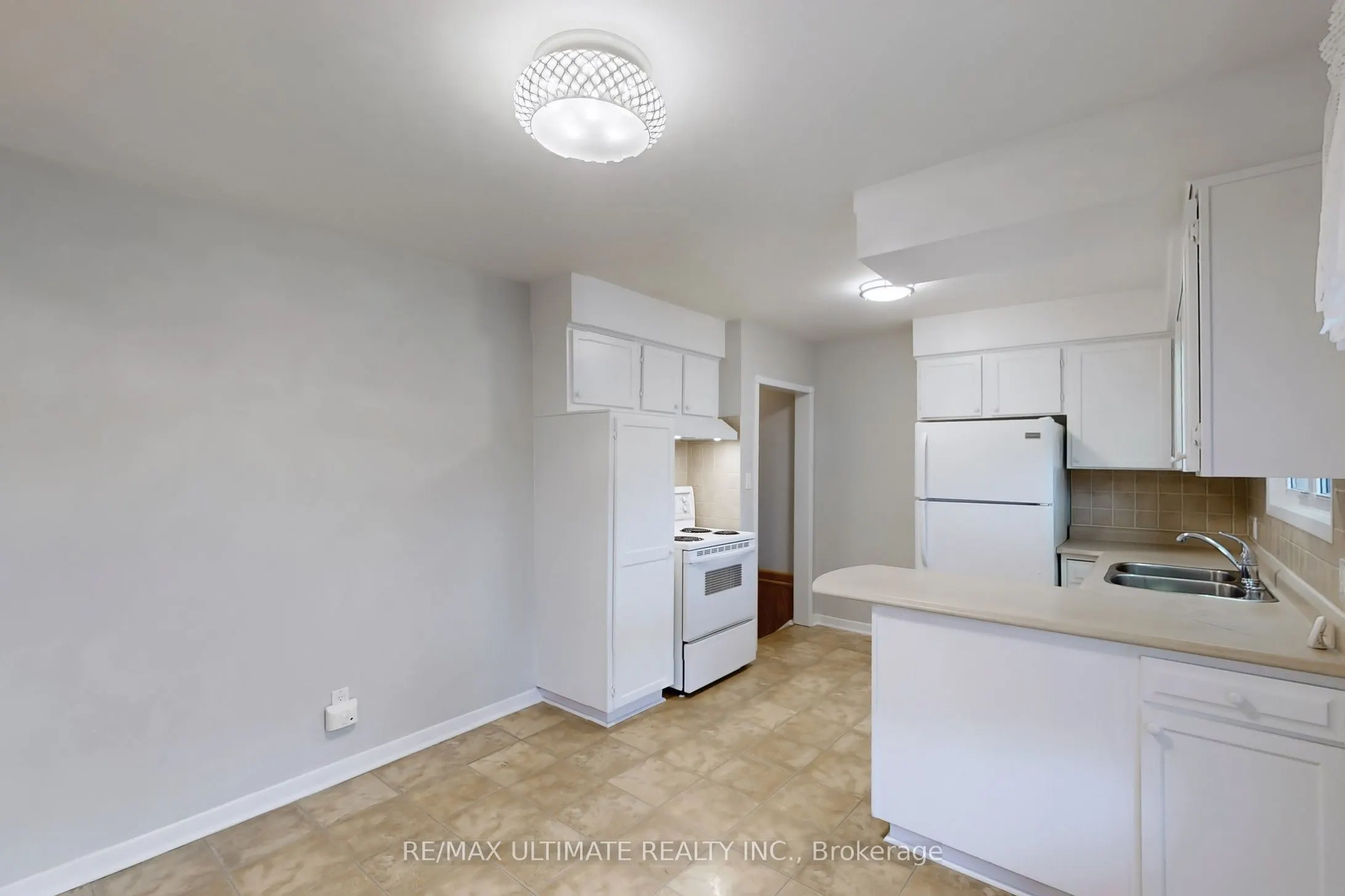 96 Lakeshore Road, #Geb