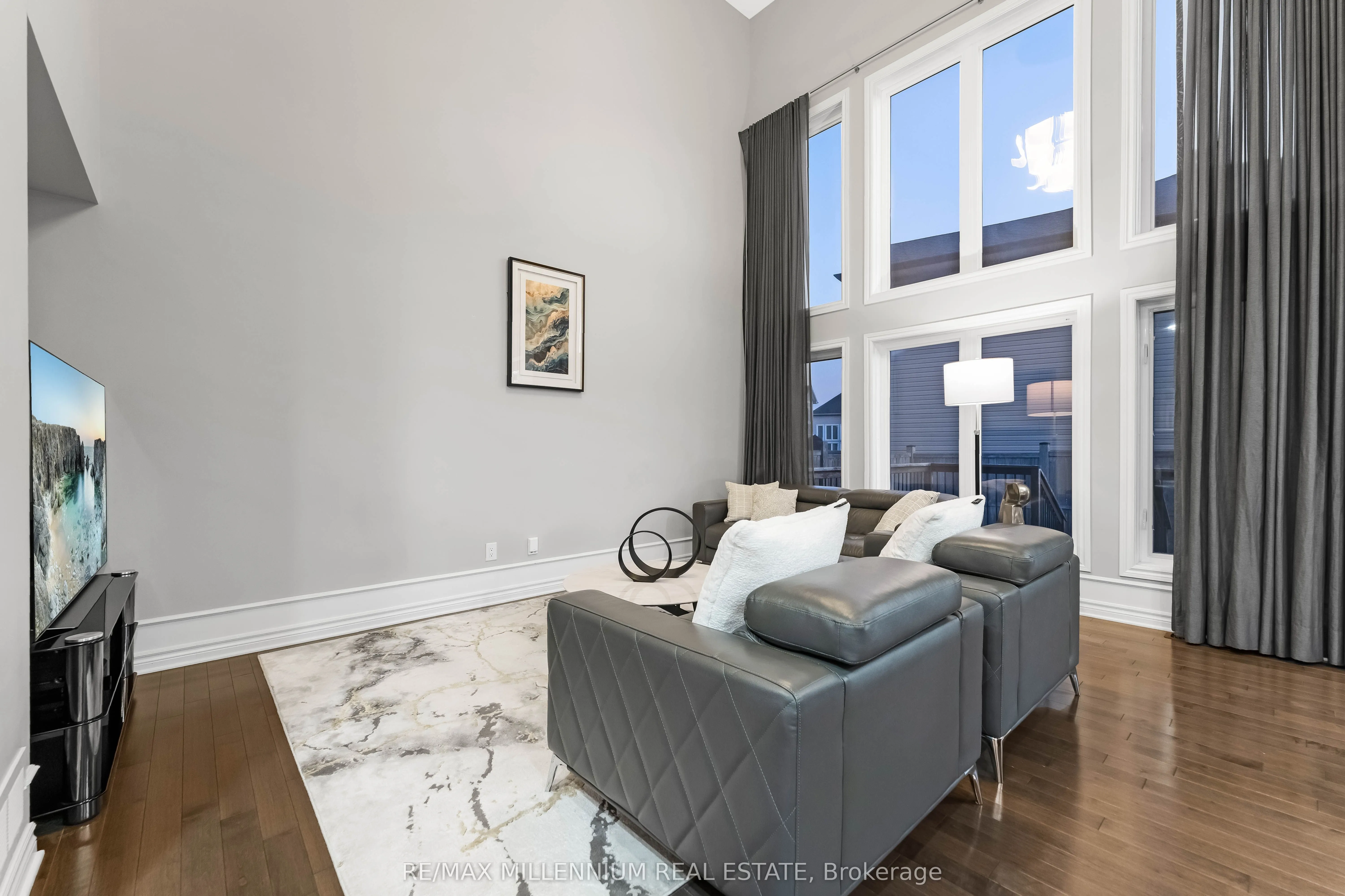 327 BALLINVILLE Circle