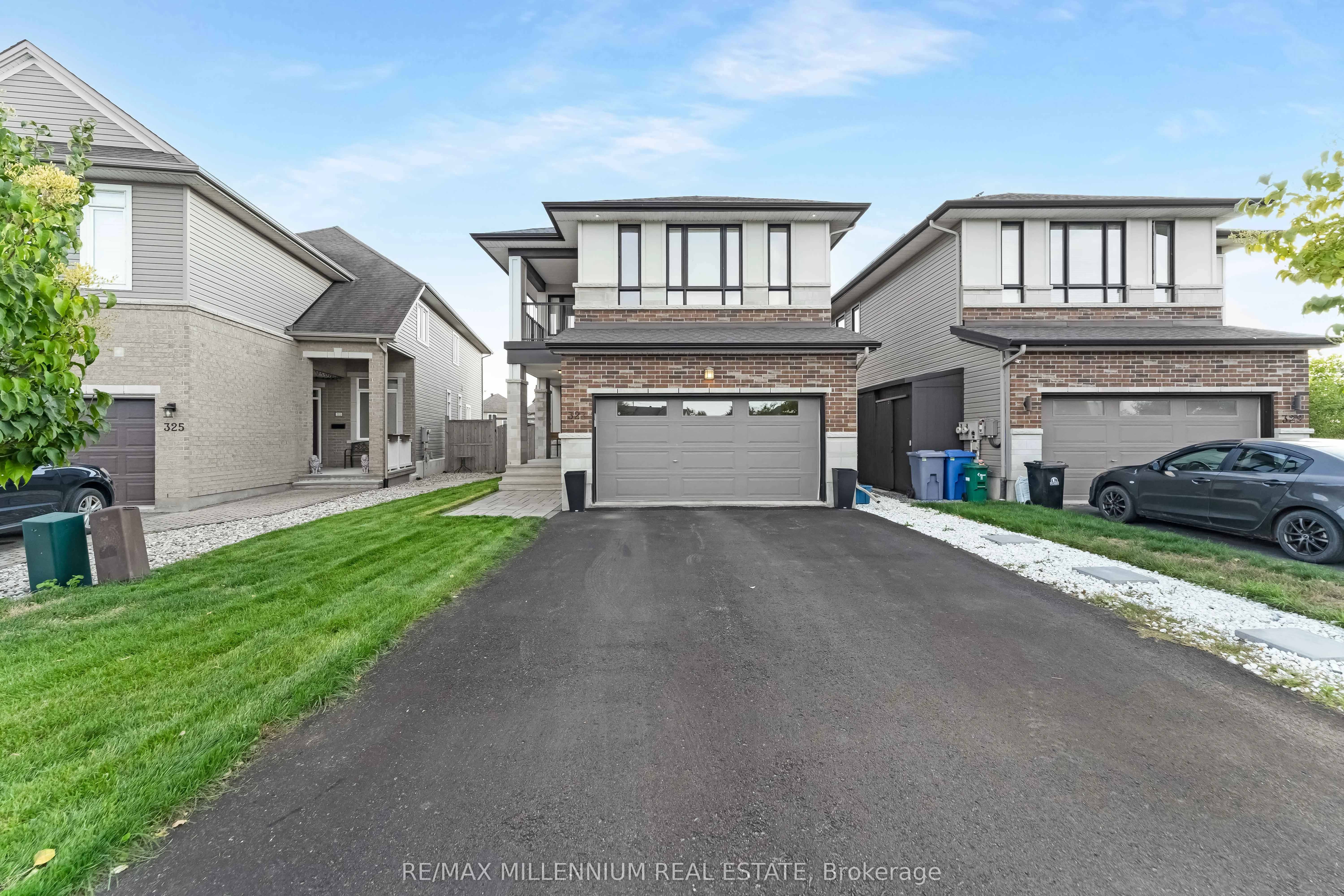 327 BALLINVILLE Circle
