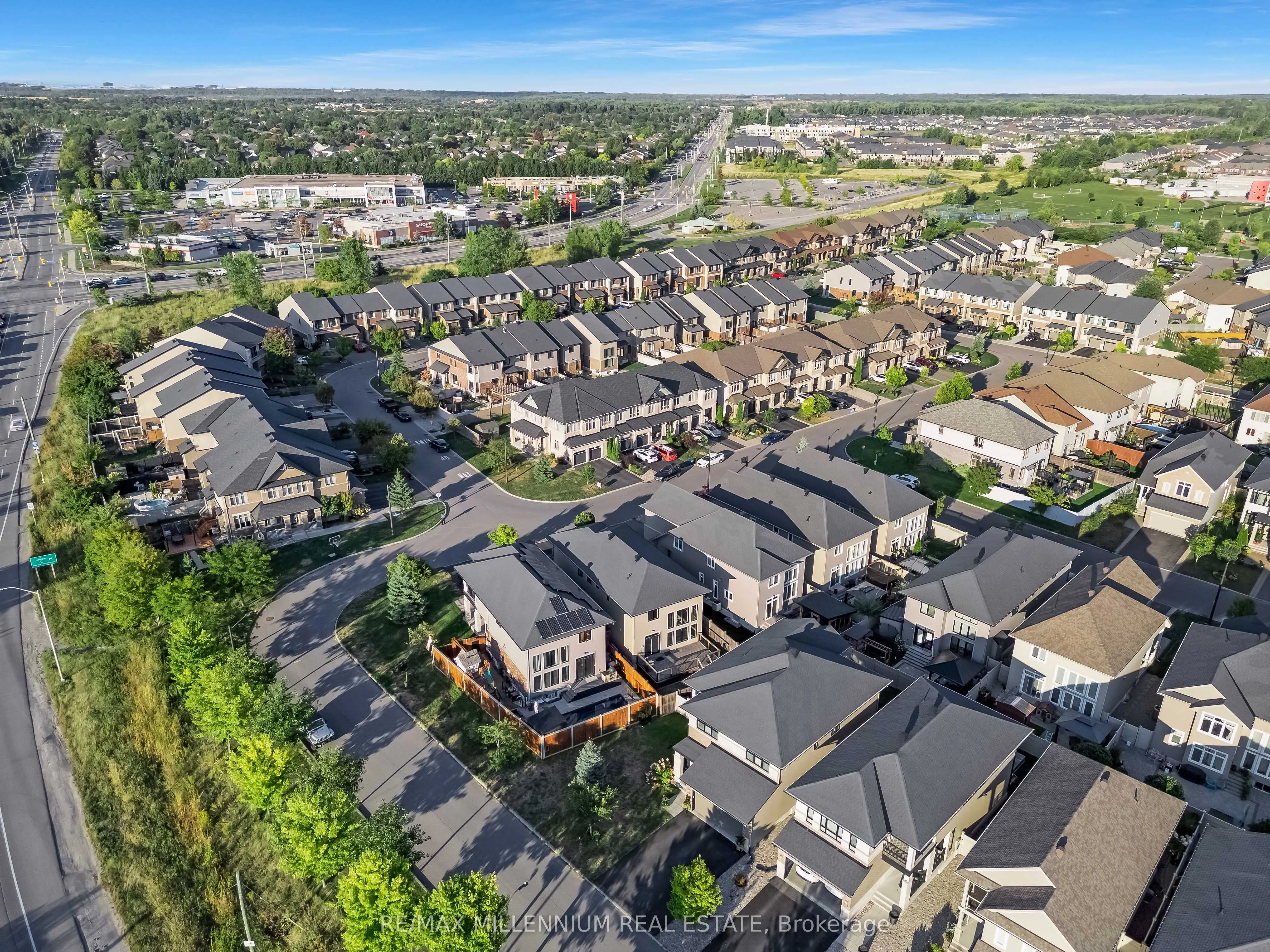 327 BALLINVILLE Circle