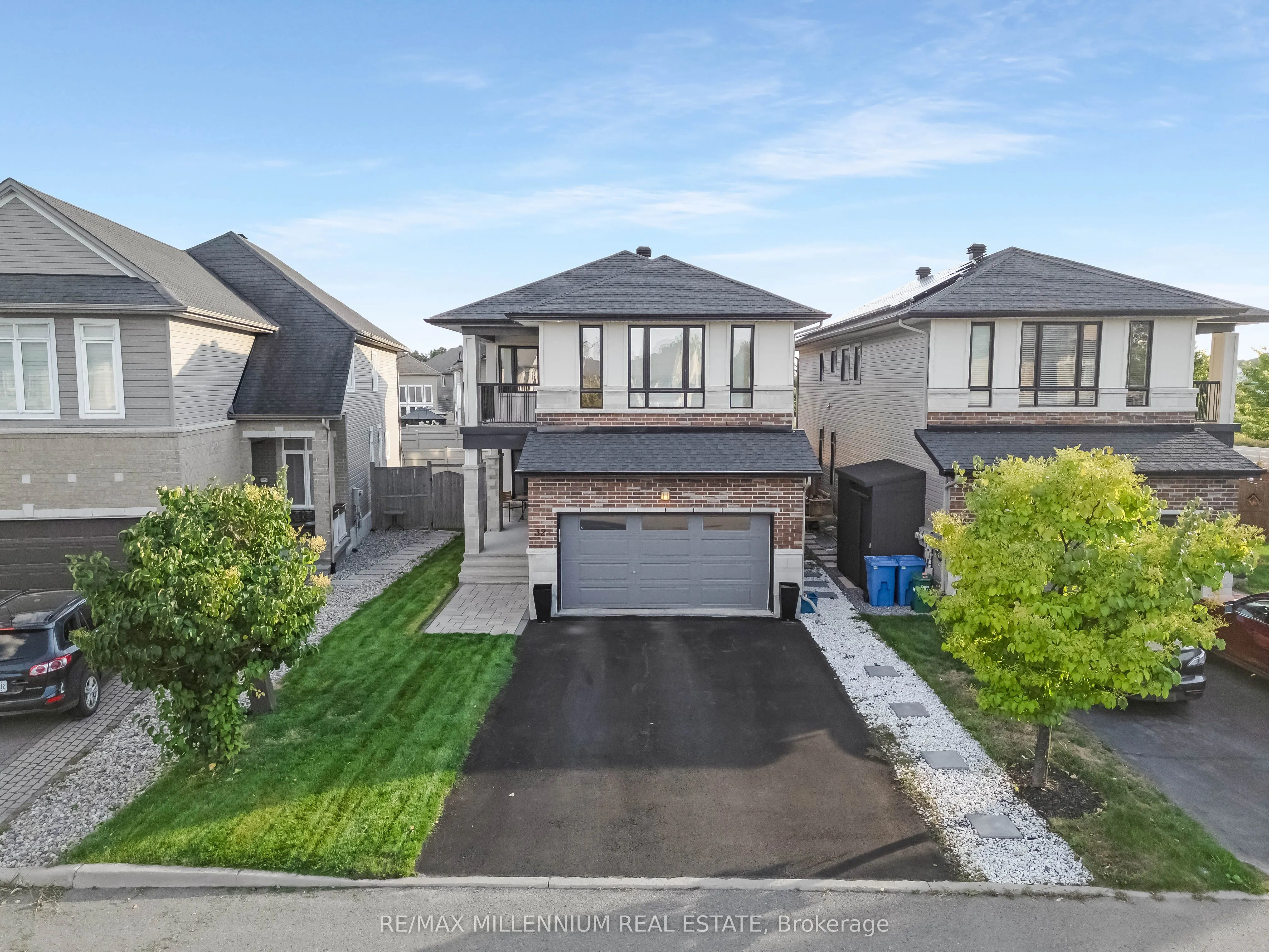 327 BALLINVILLE Circle