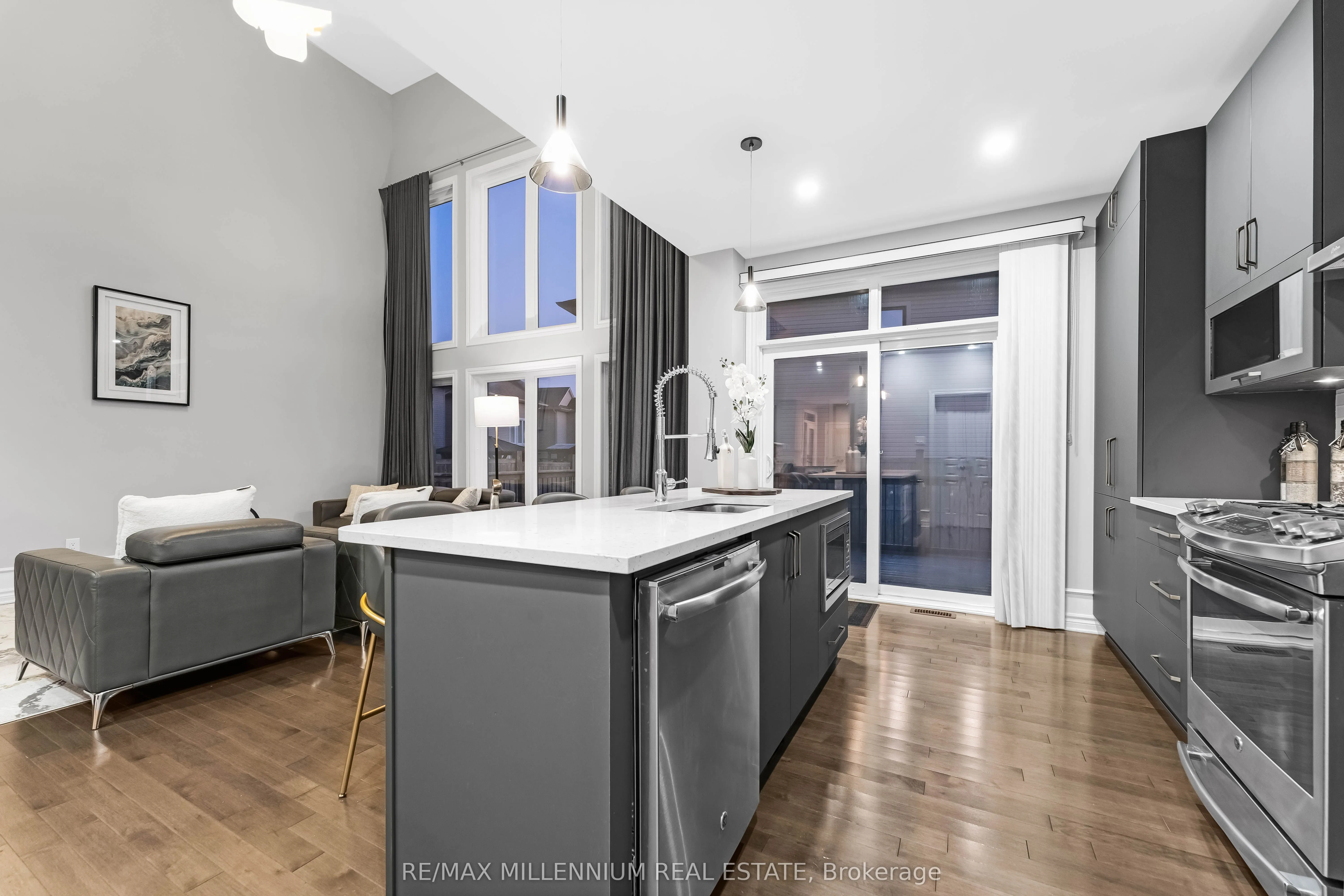 327 BALLINVILLE Circle