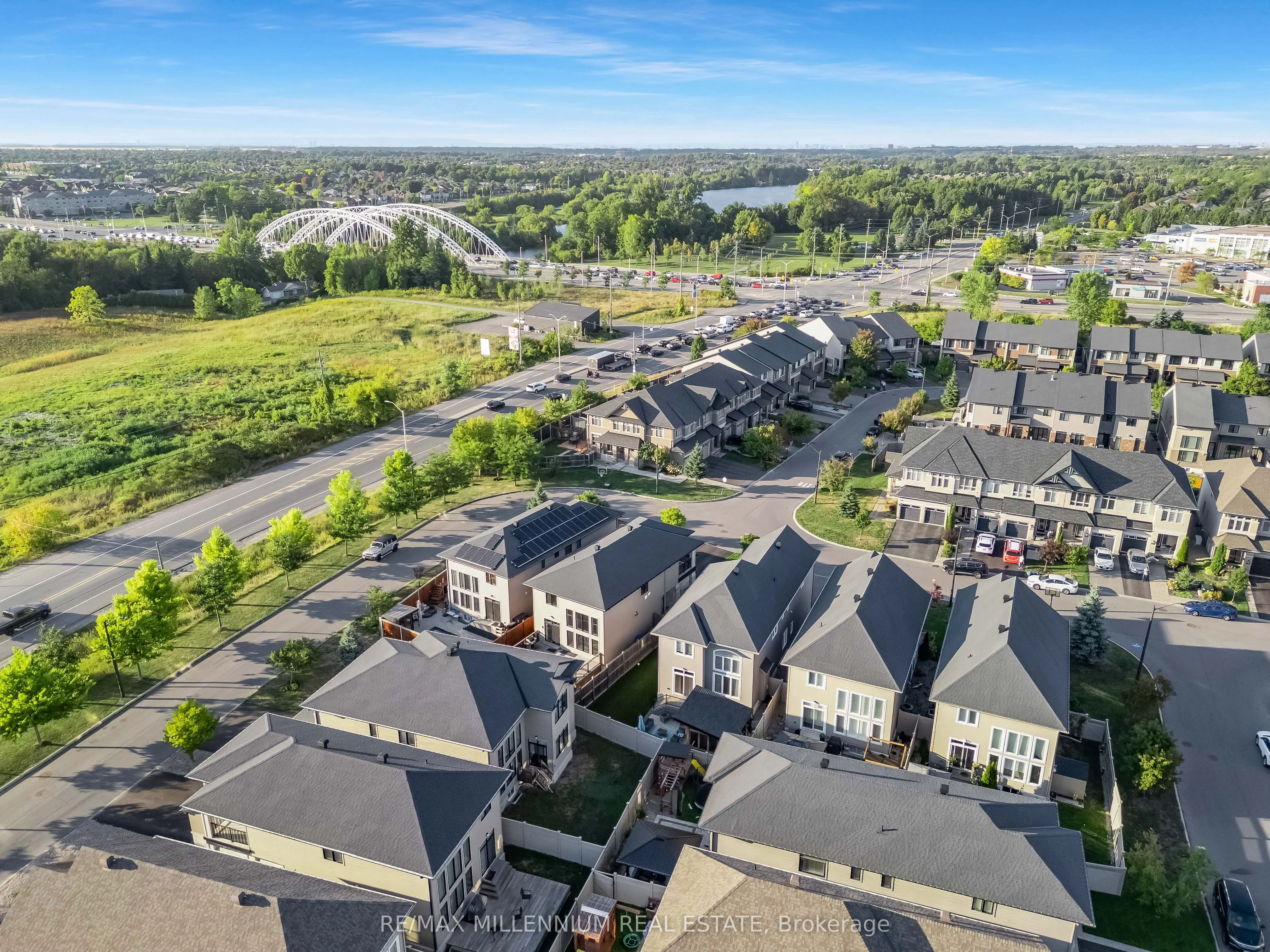 327 BALLINVILLE Circle