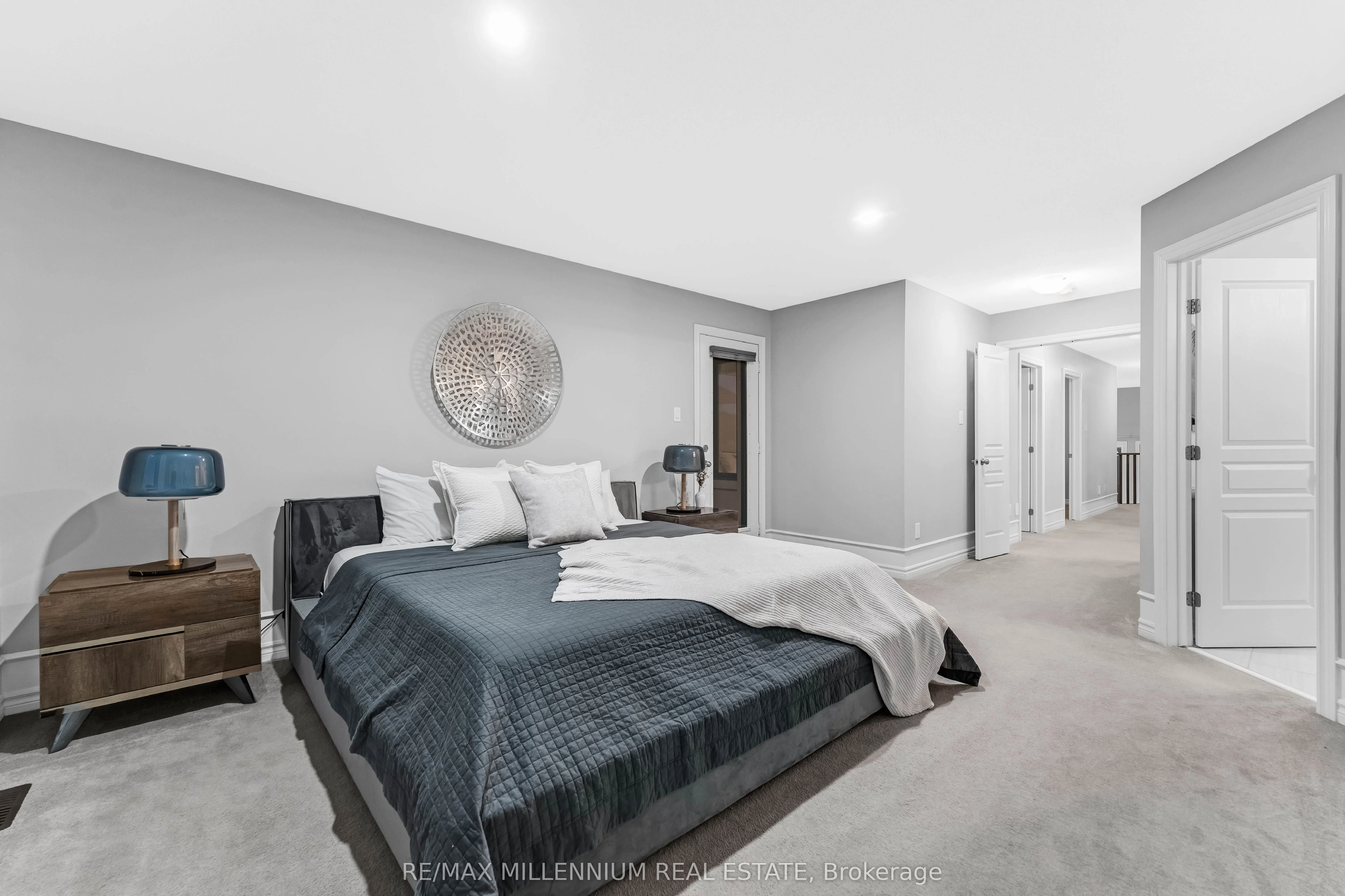 327 BALLINVILLE Circle