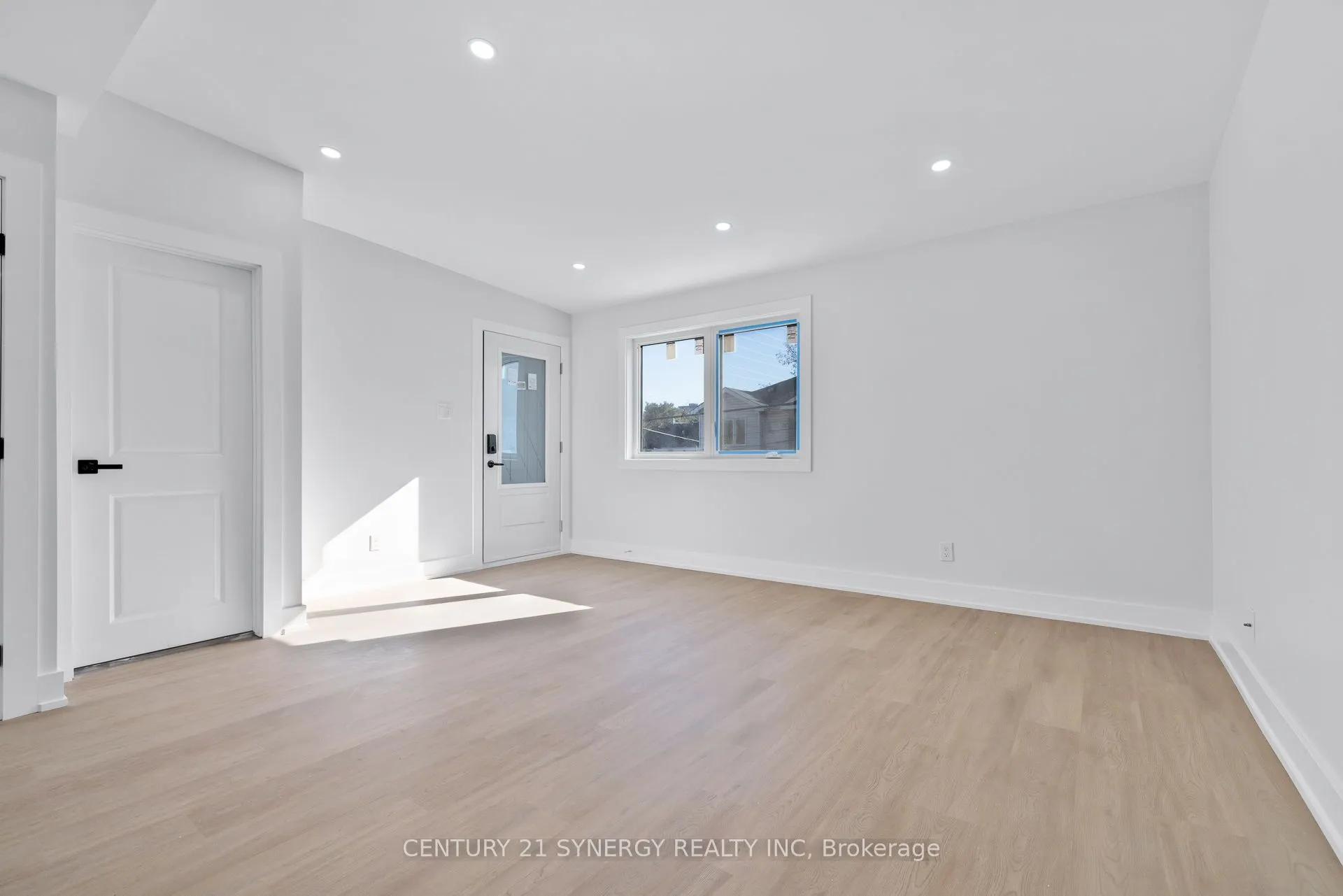 598 Kirkwood Avenue W, #4