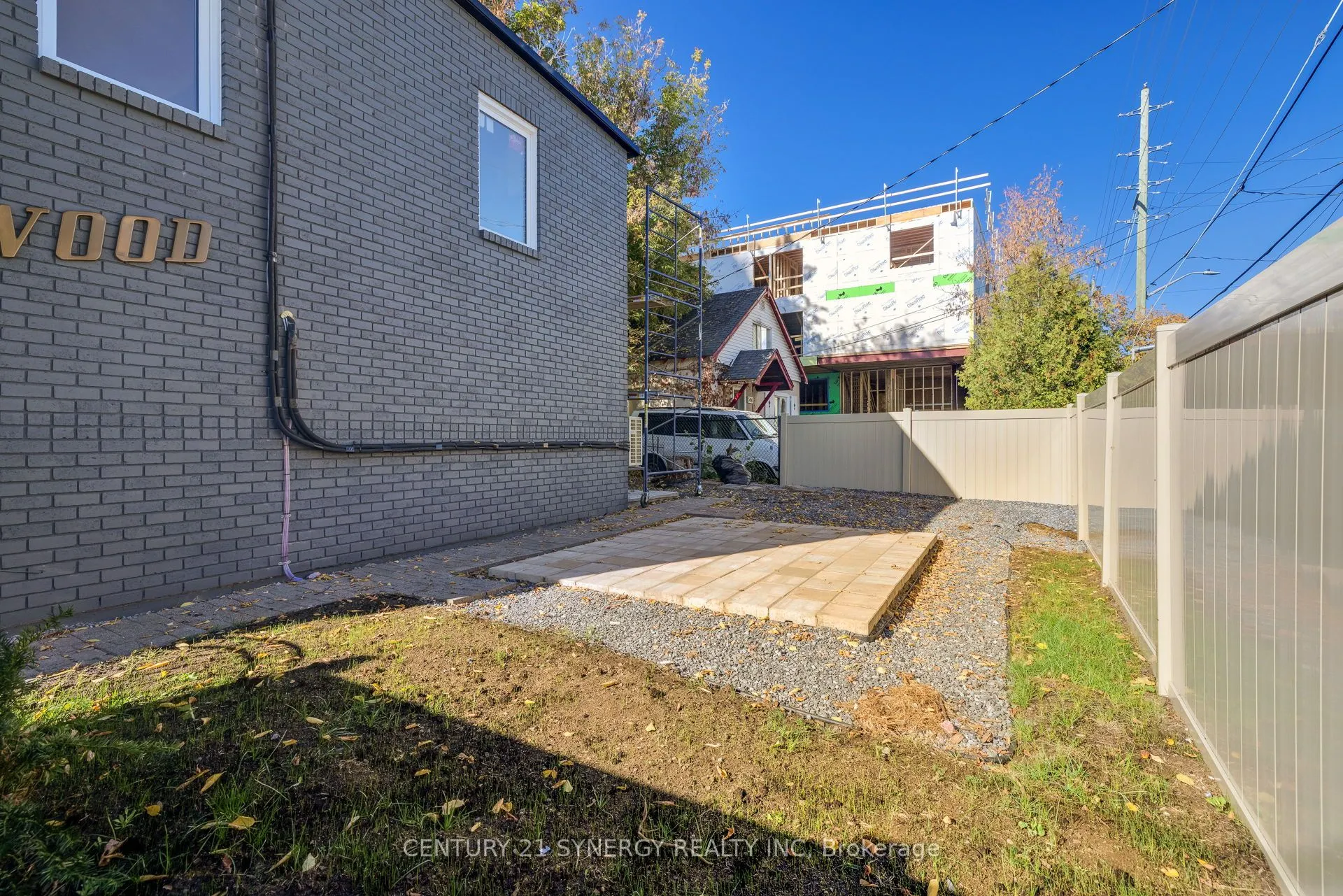 598 Kirkwood Avenue W, #4