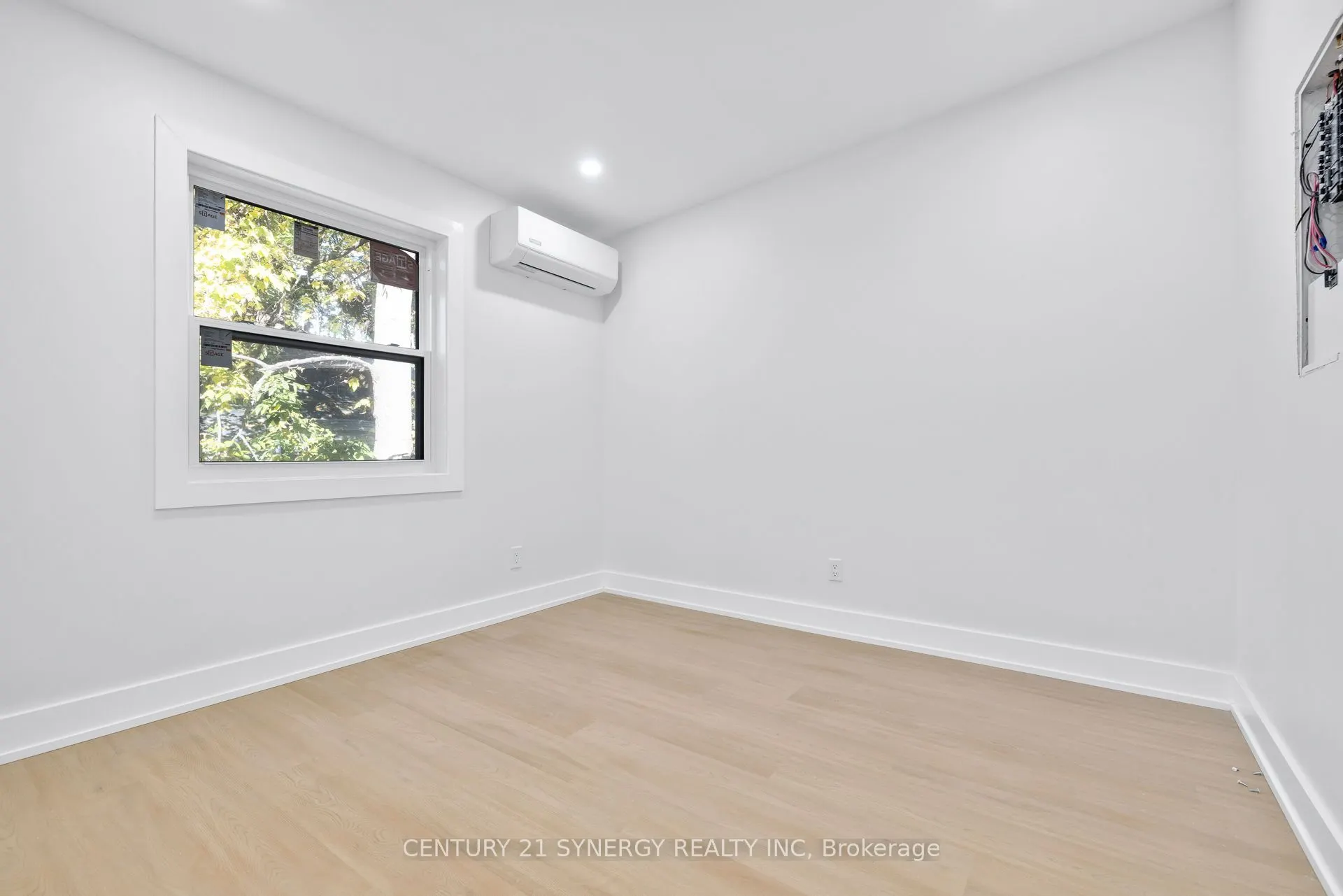 598 Kirkwood Avenue W, #4