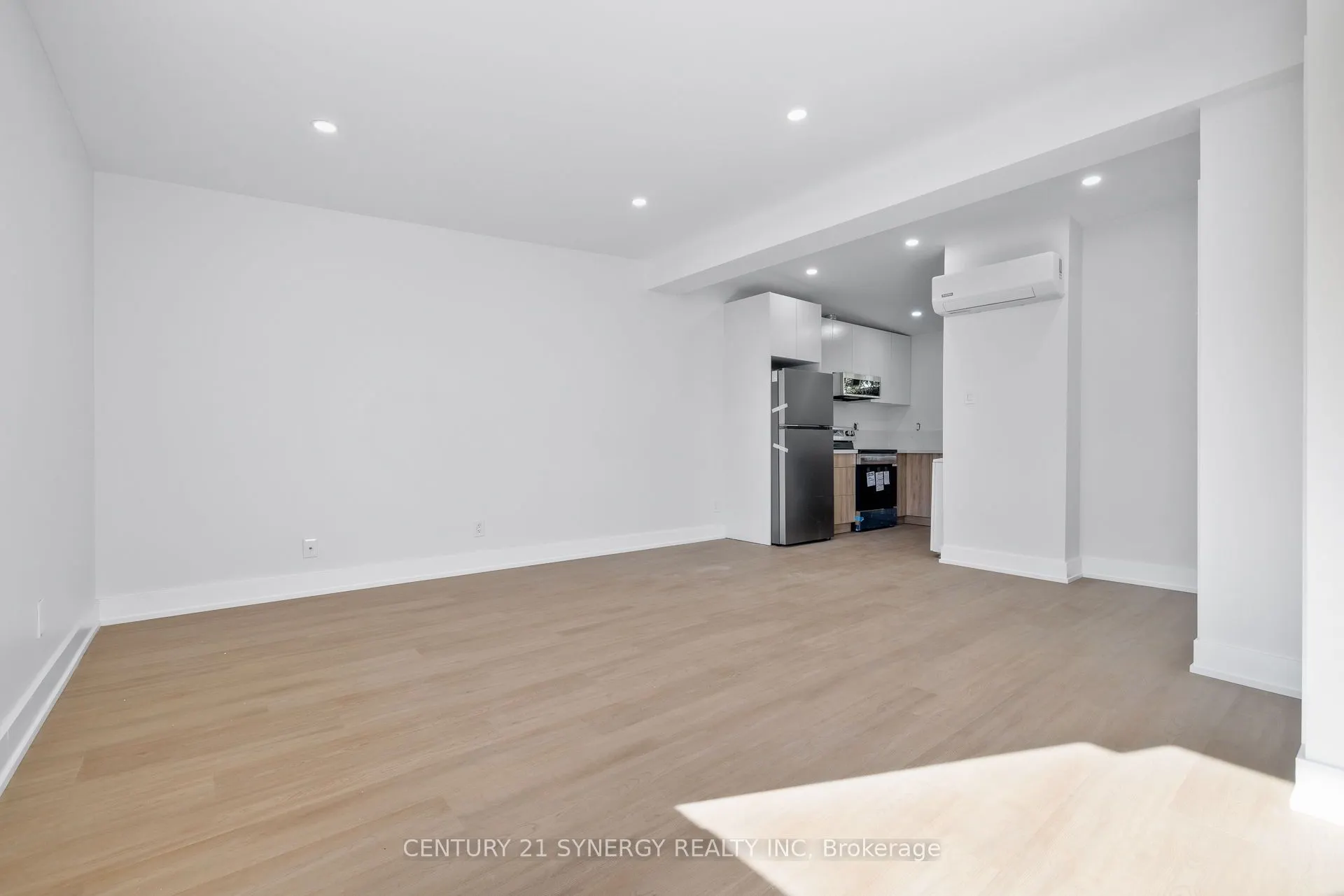 598 Kirkwood Avenue W, #4