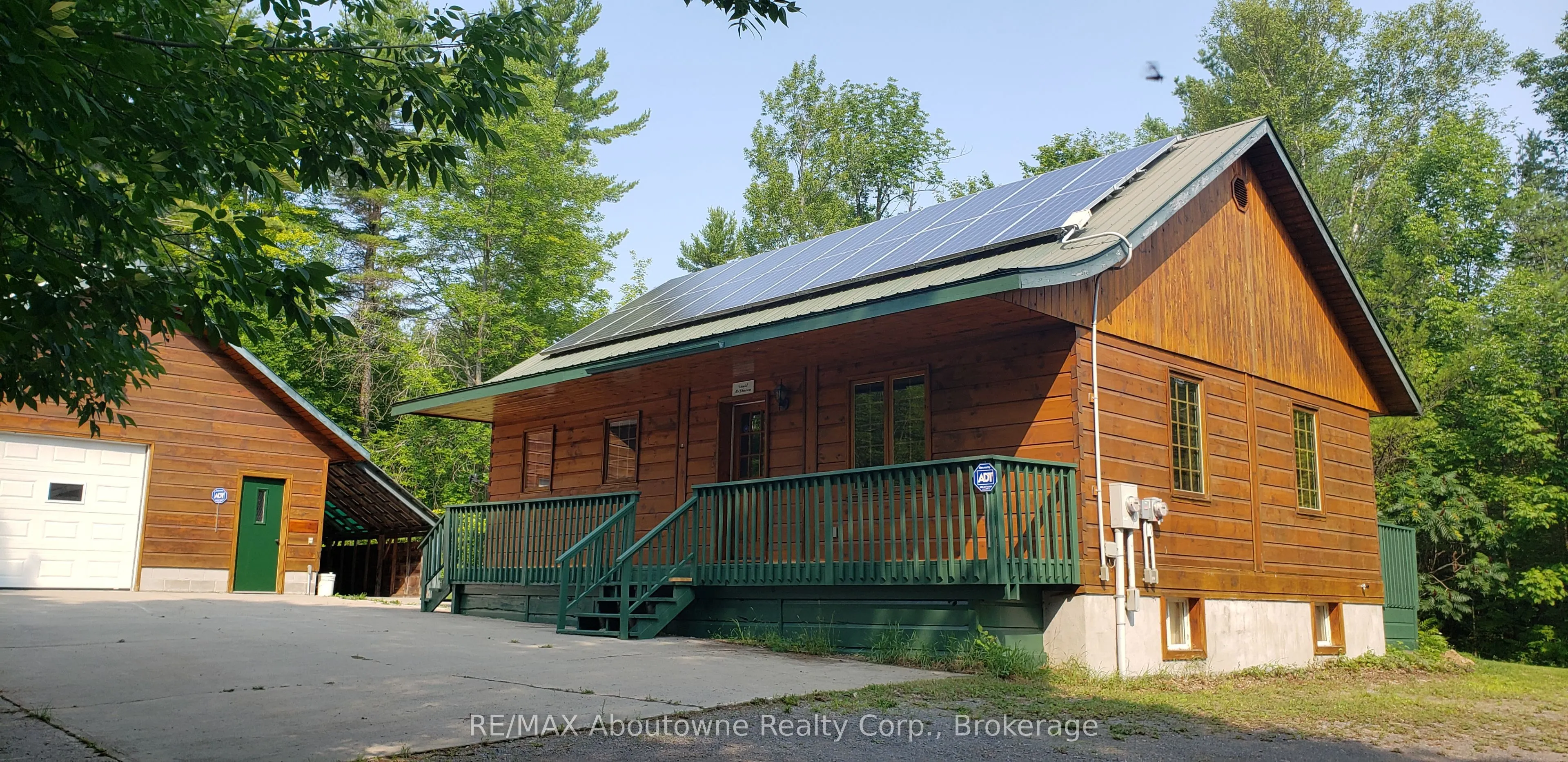 914 Skootamatta Lake Road