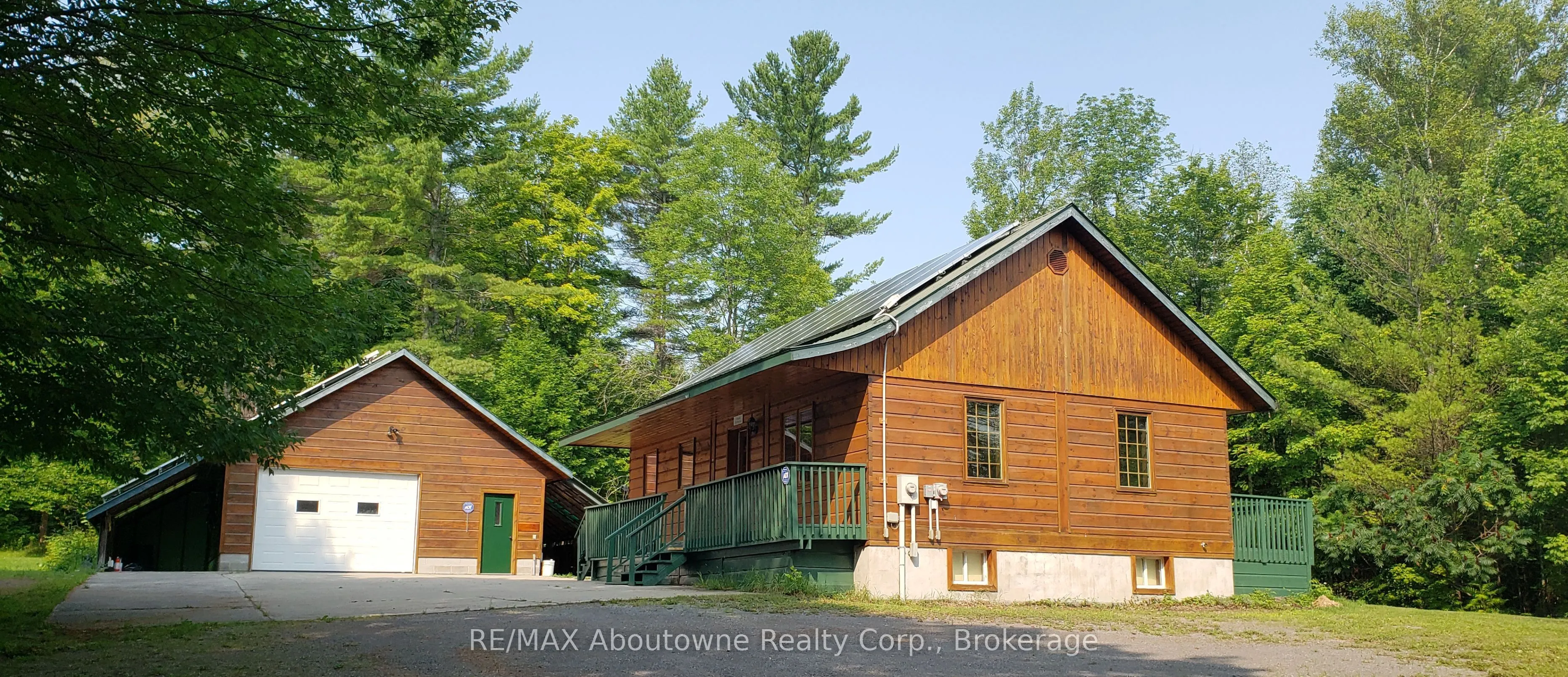 914 Skootamatta Lake Road