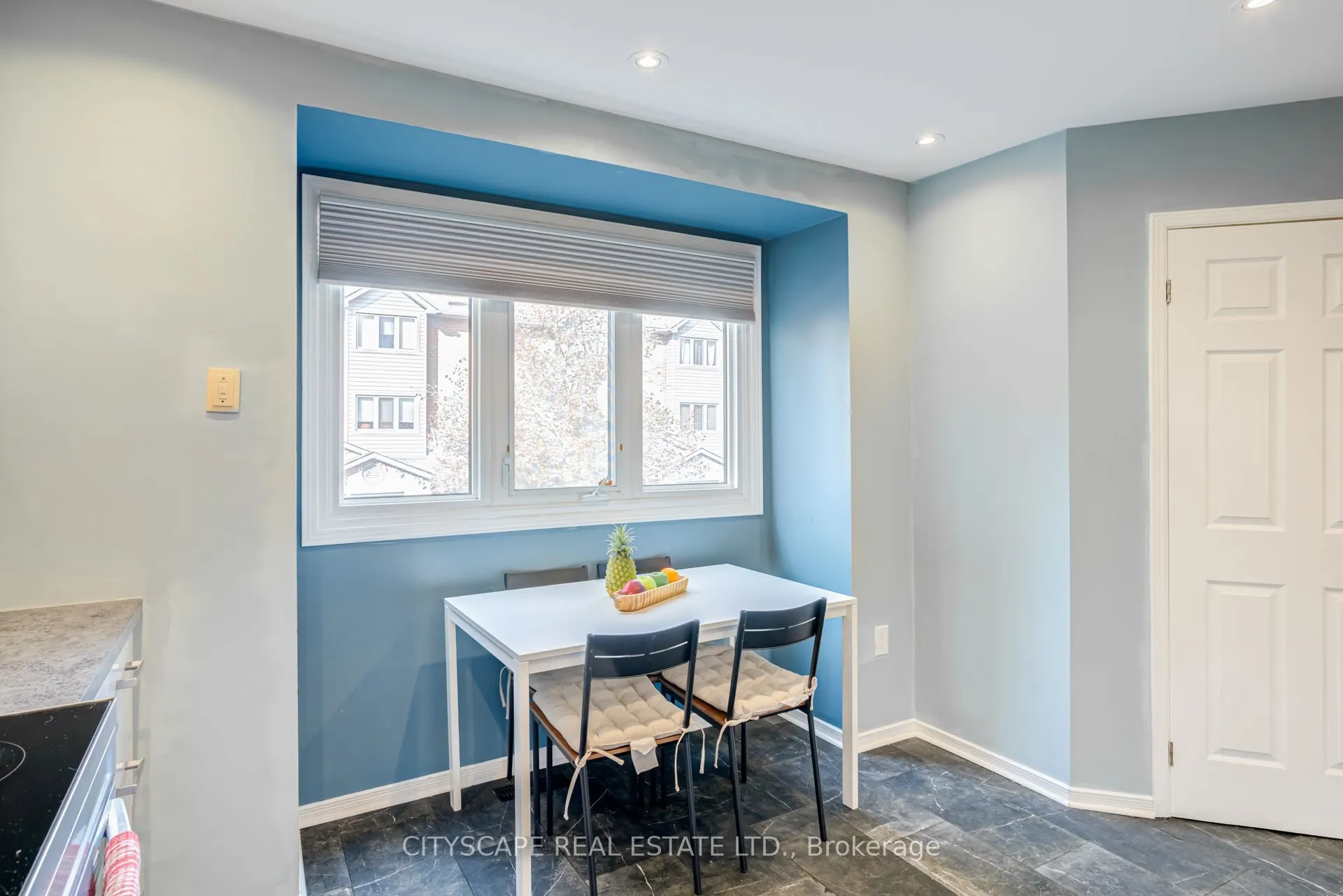 72 Stone Church Road W, #60