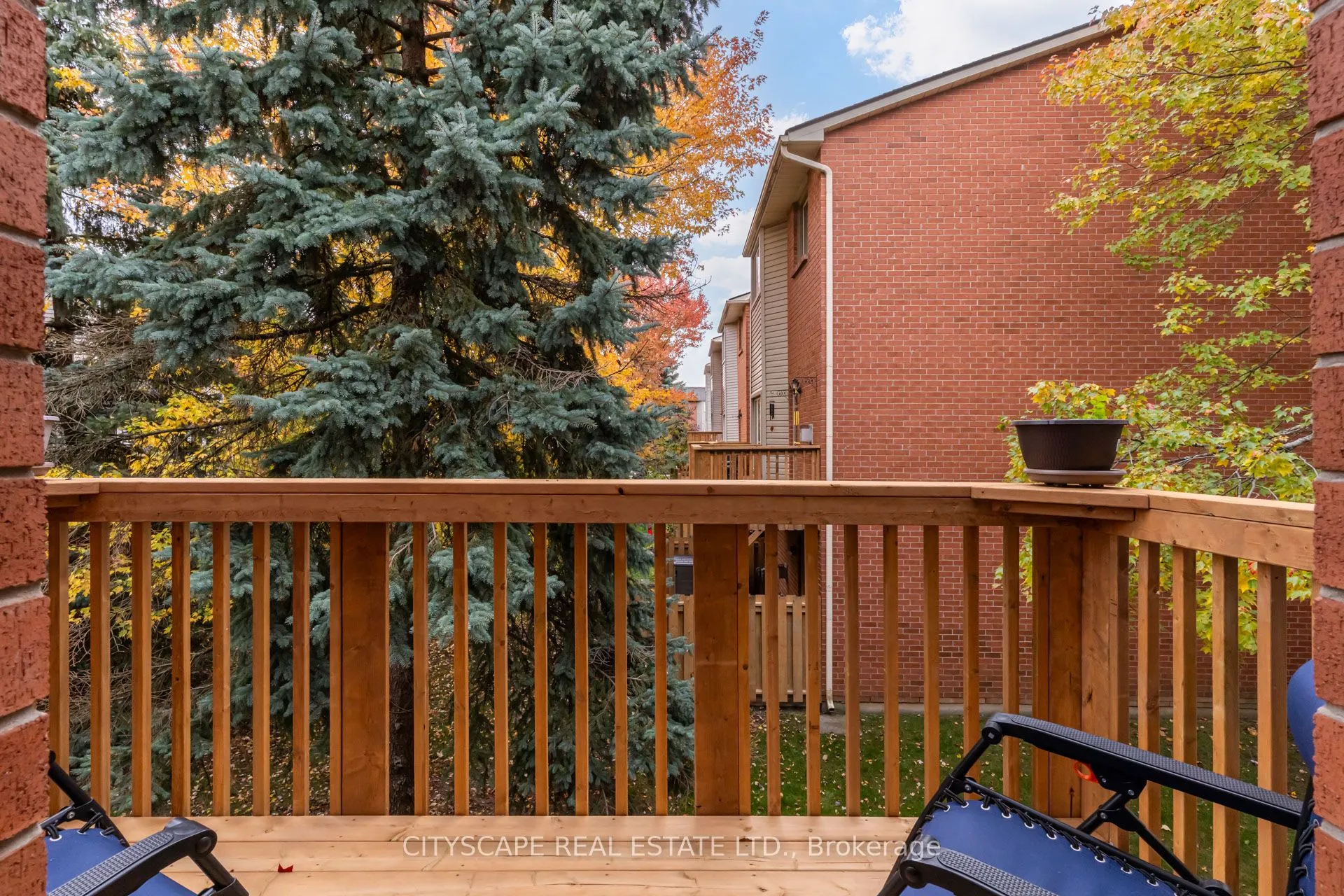 72 Stone Church Road W, #60