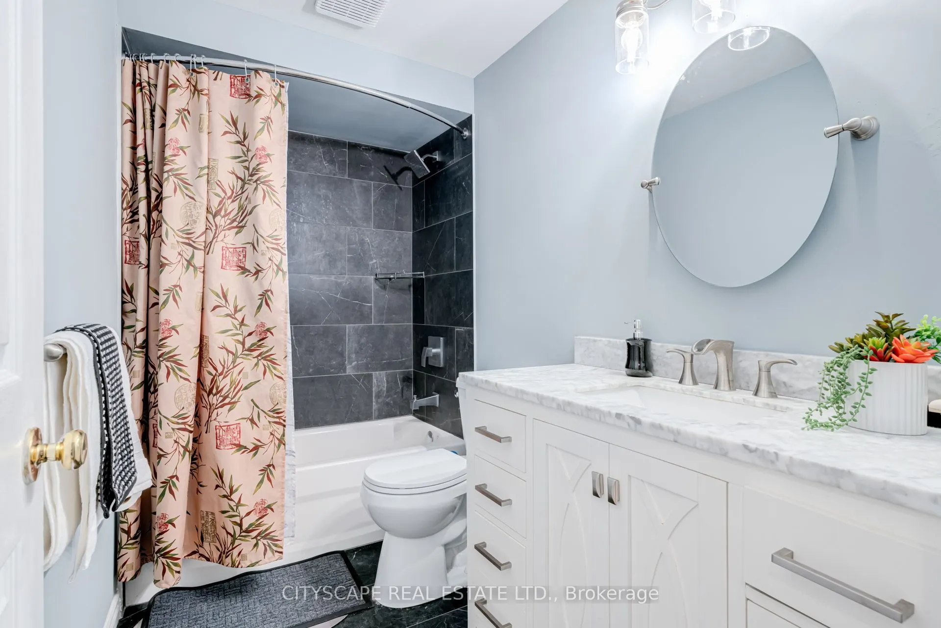 72 Stone Church Road W, #60