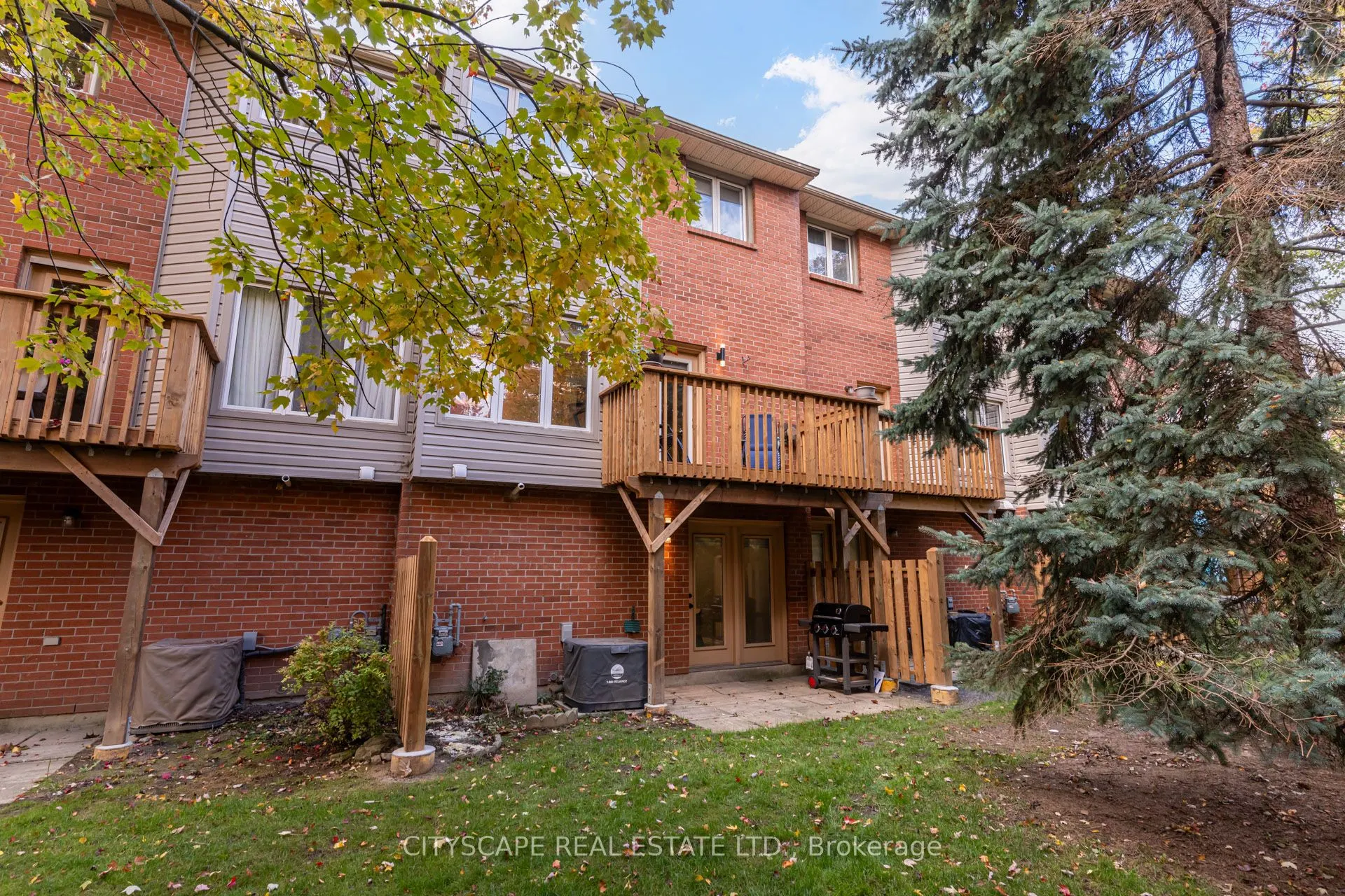 72 Stone Church Road W, #60