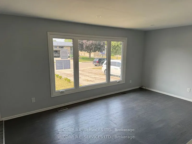 89 Greeningdon Drive