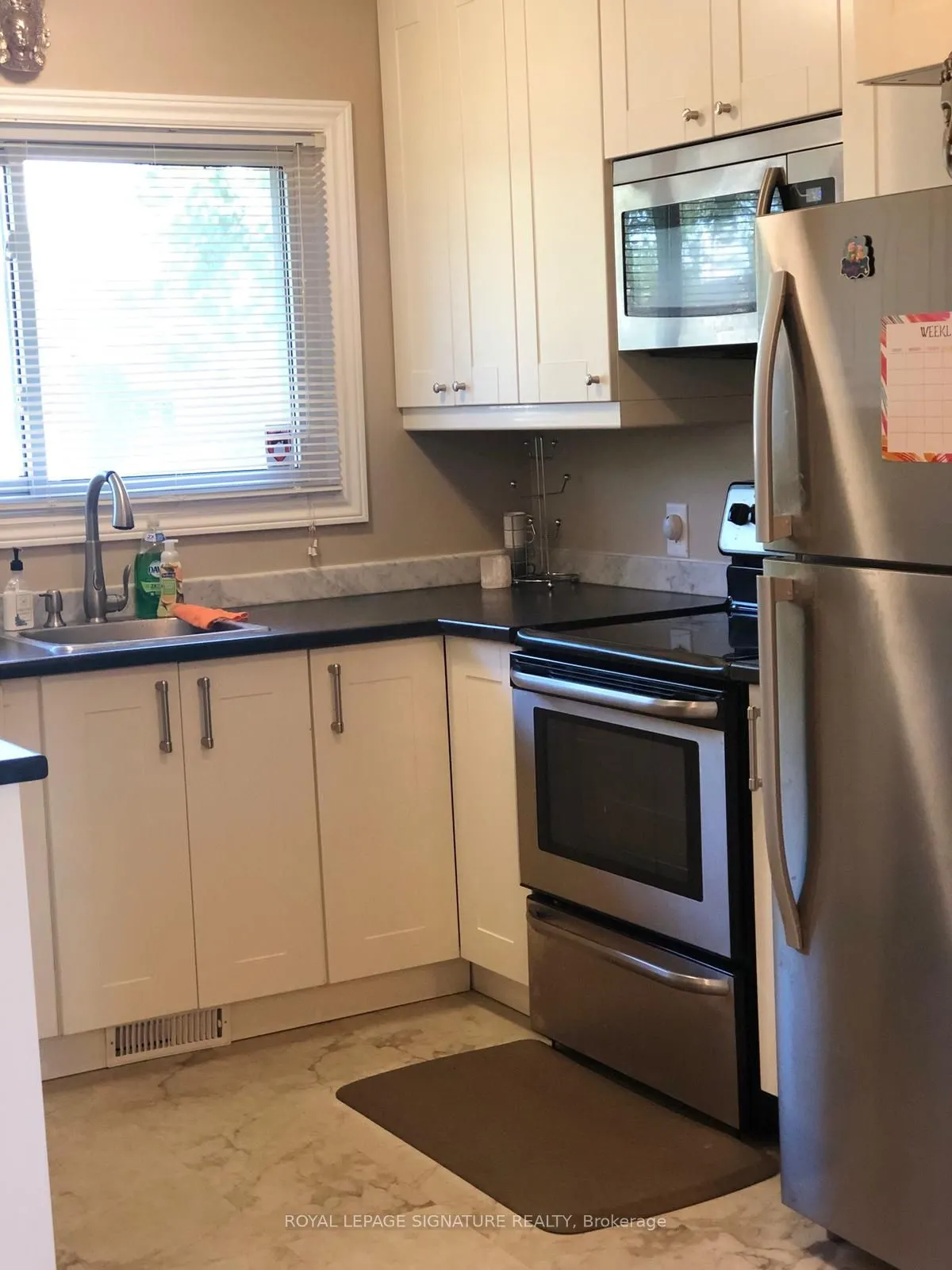 7381 Marieclaude Avenue