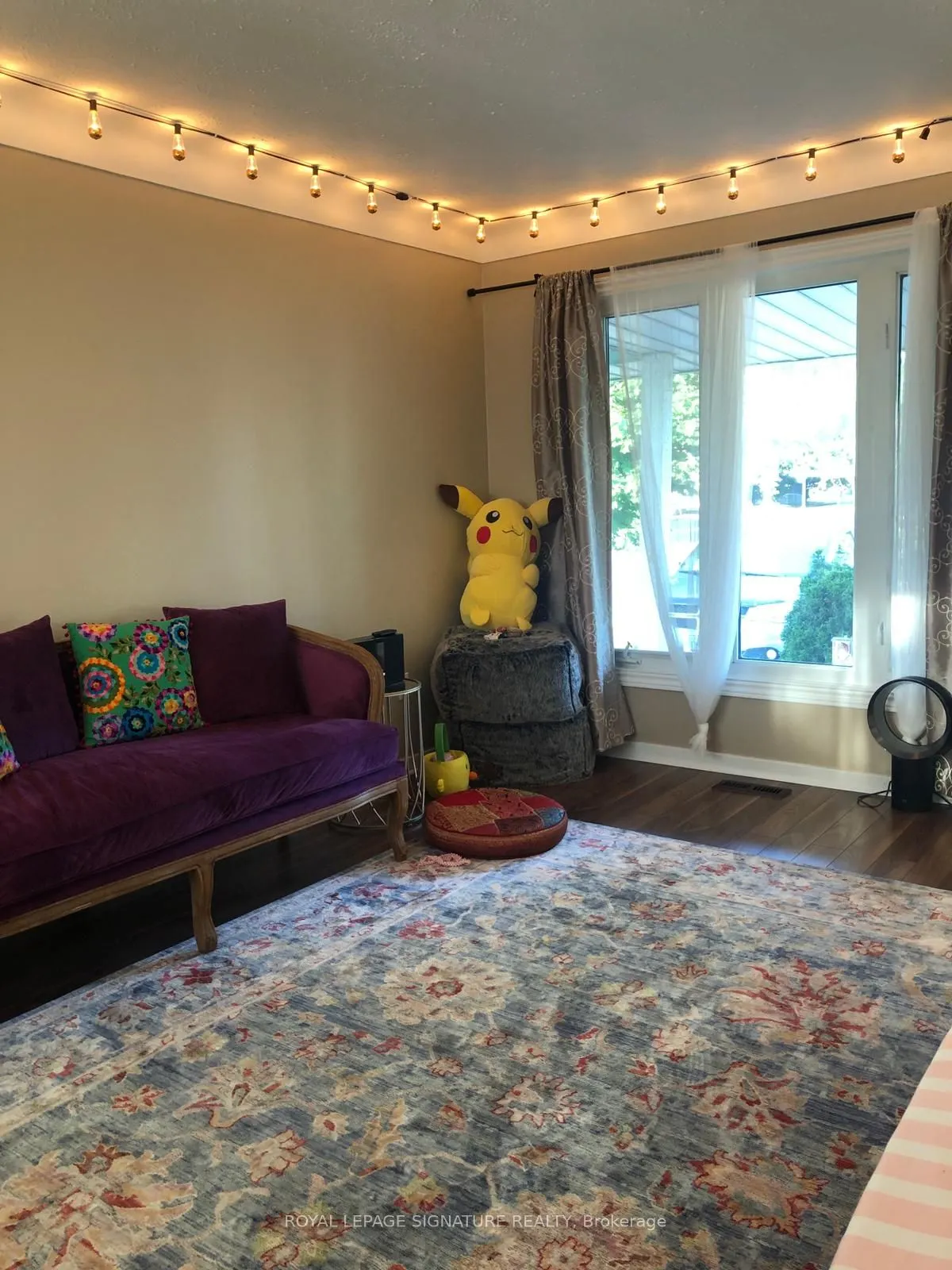 7381 Marieclaude Avenue