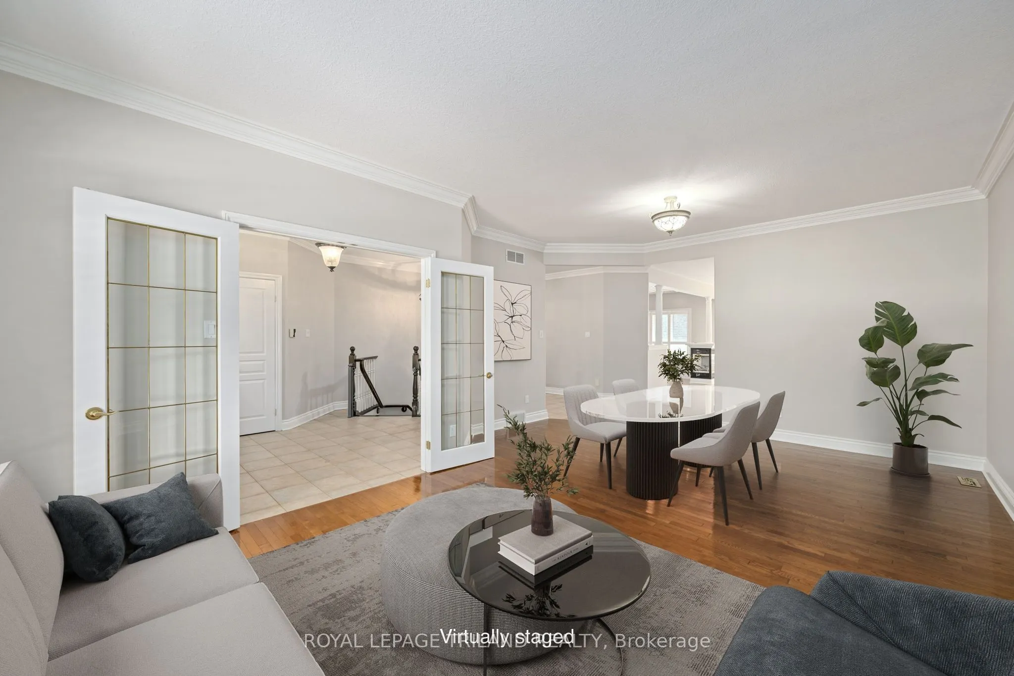 537 Crestwood Drive, #1