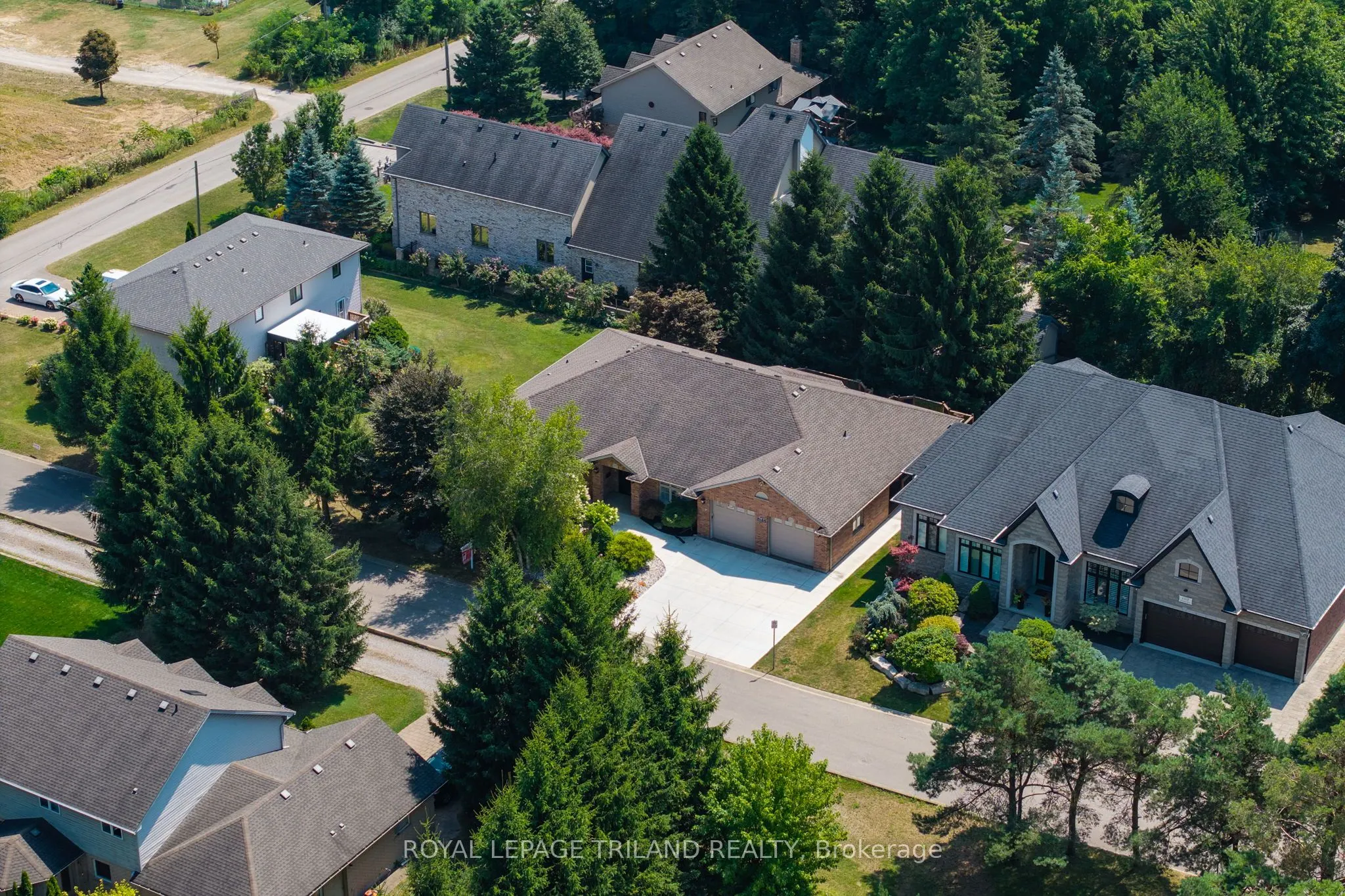 537 Crestwood Drive, #1