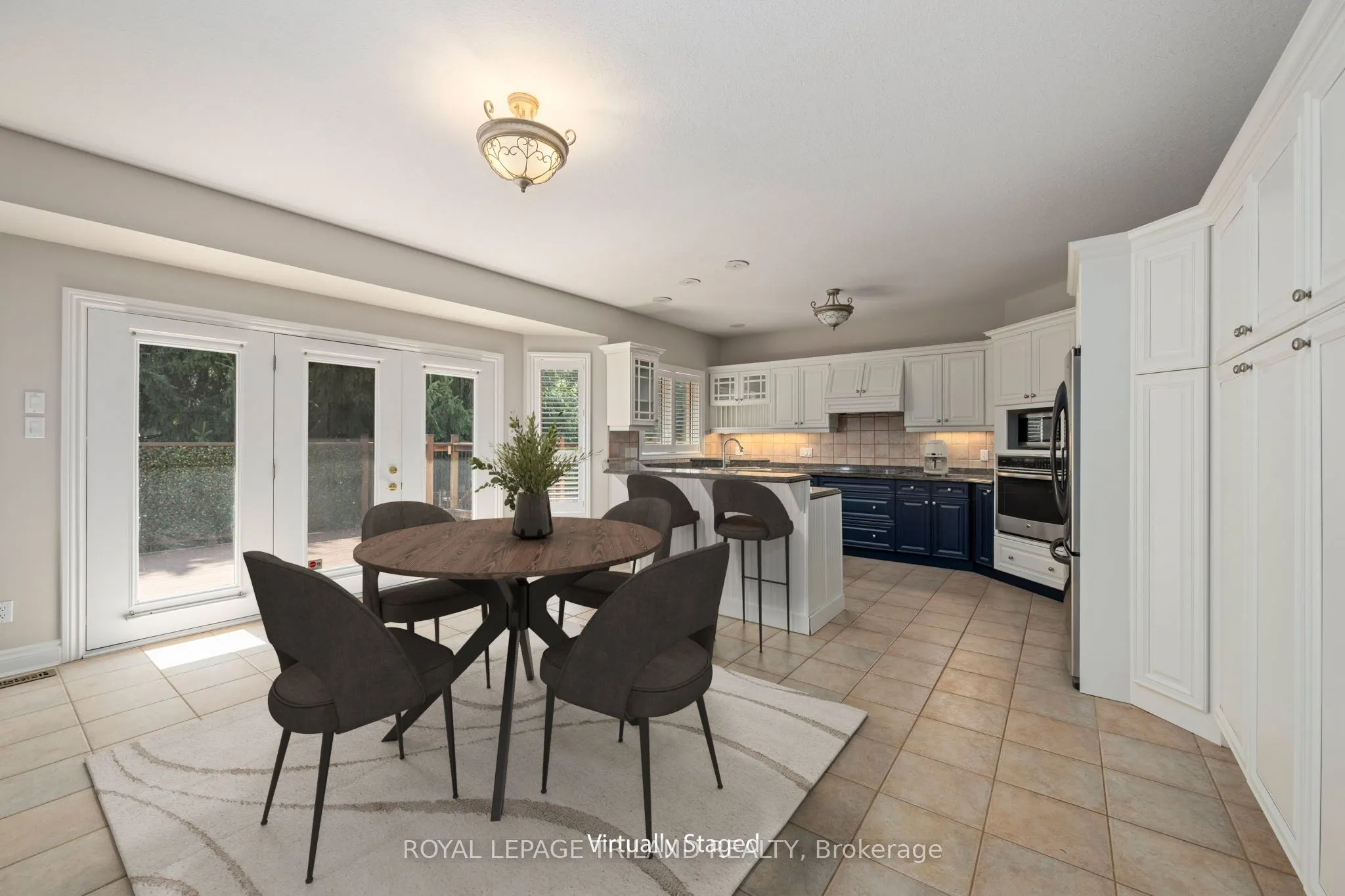 537 Crestwood Drive, #1