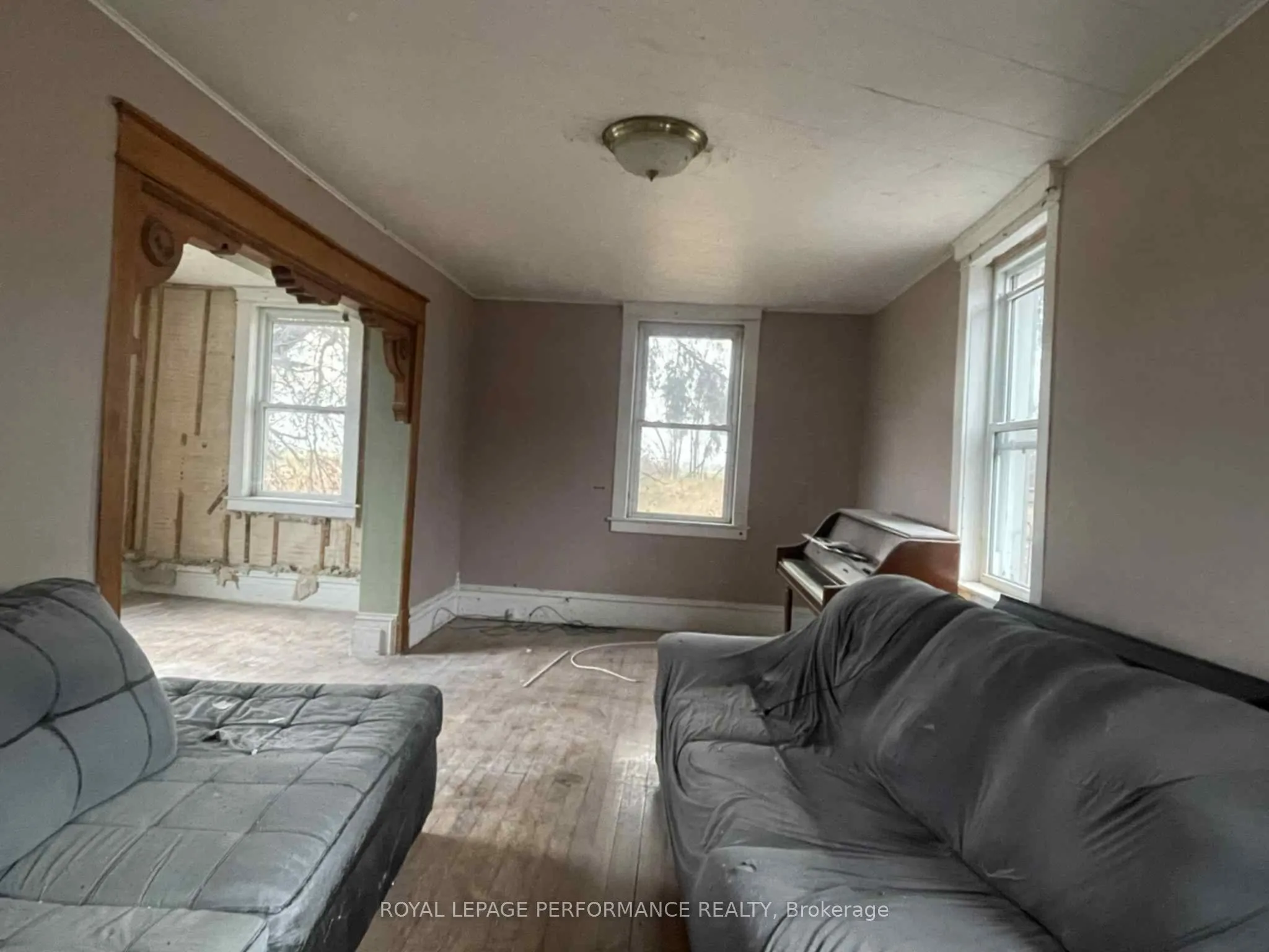 15240 Concession 6-7 Road