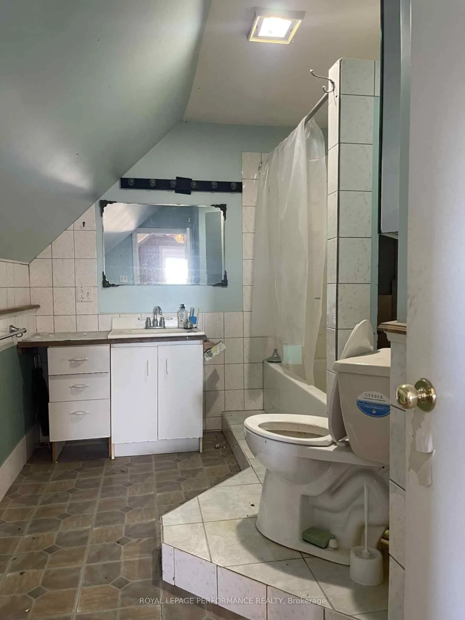 15240 Concession 6-7 Road