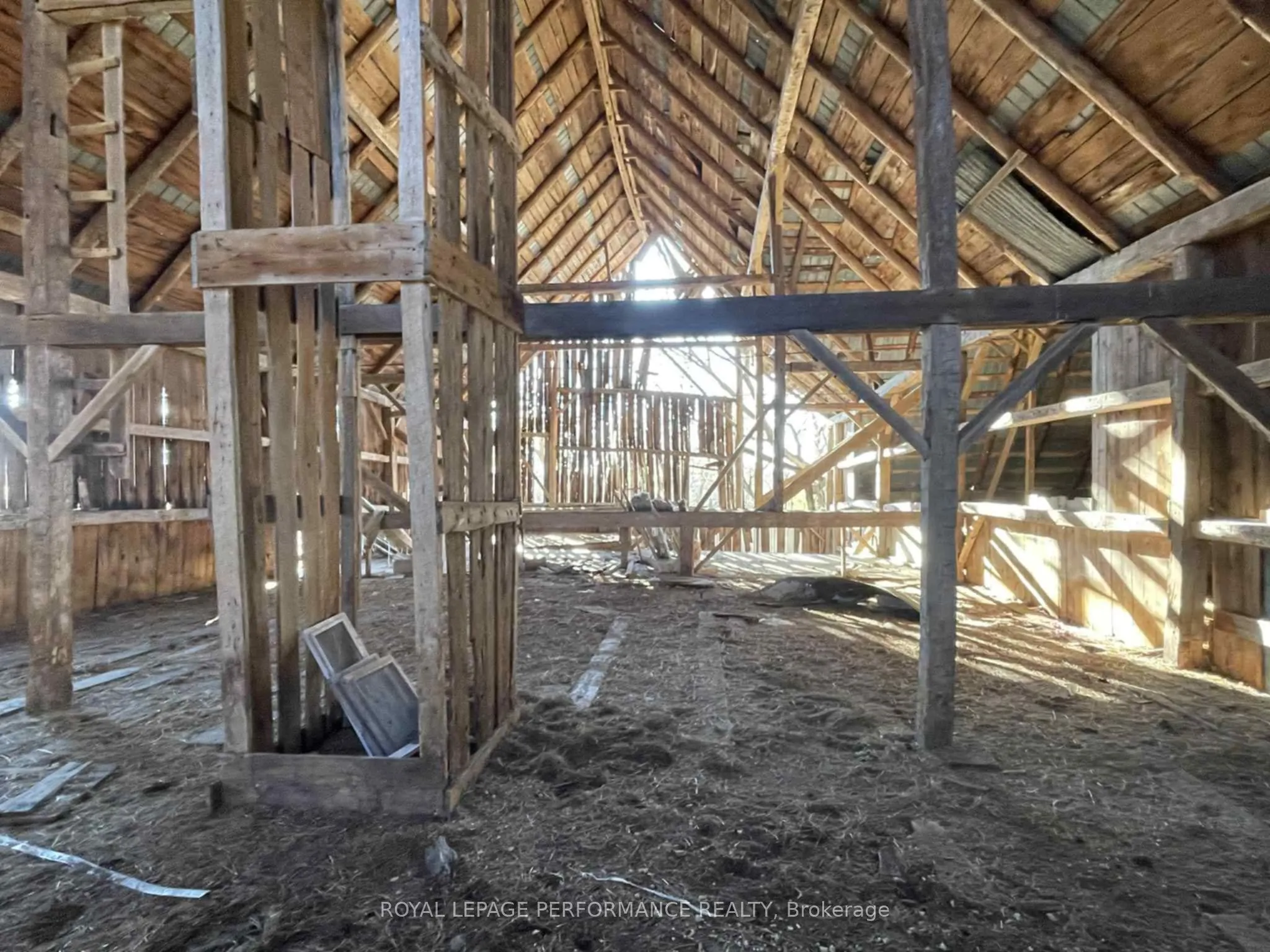 15240 Concession 6-7 Road