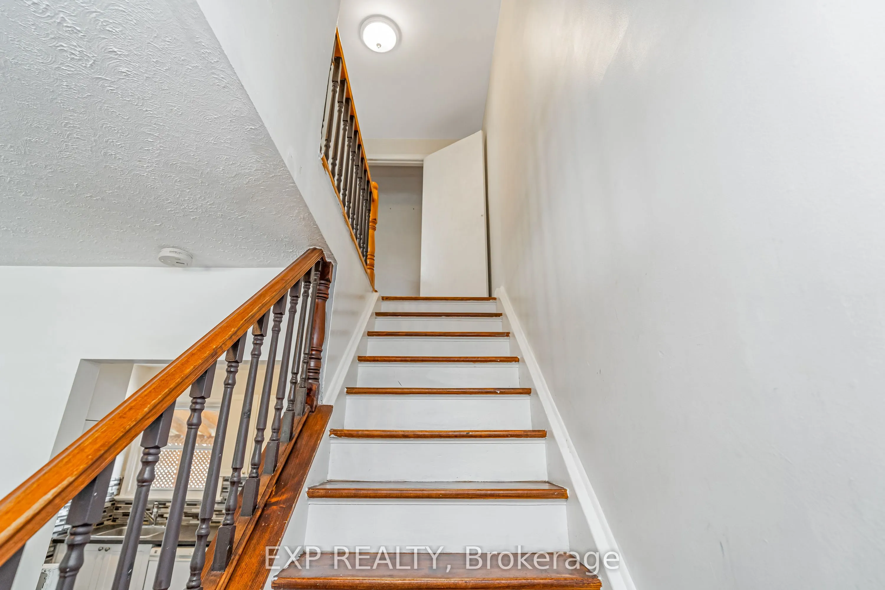 646 Borthwick Avenue