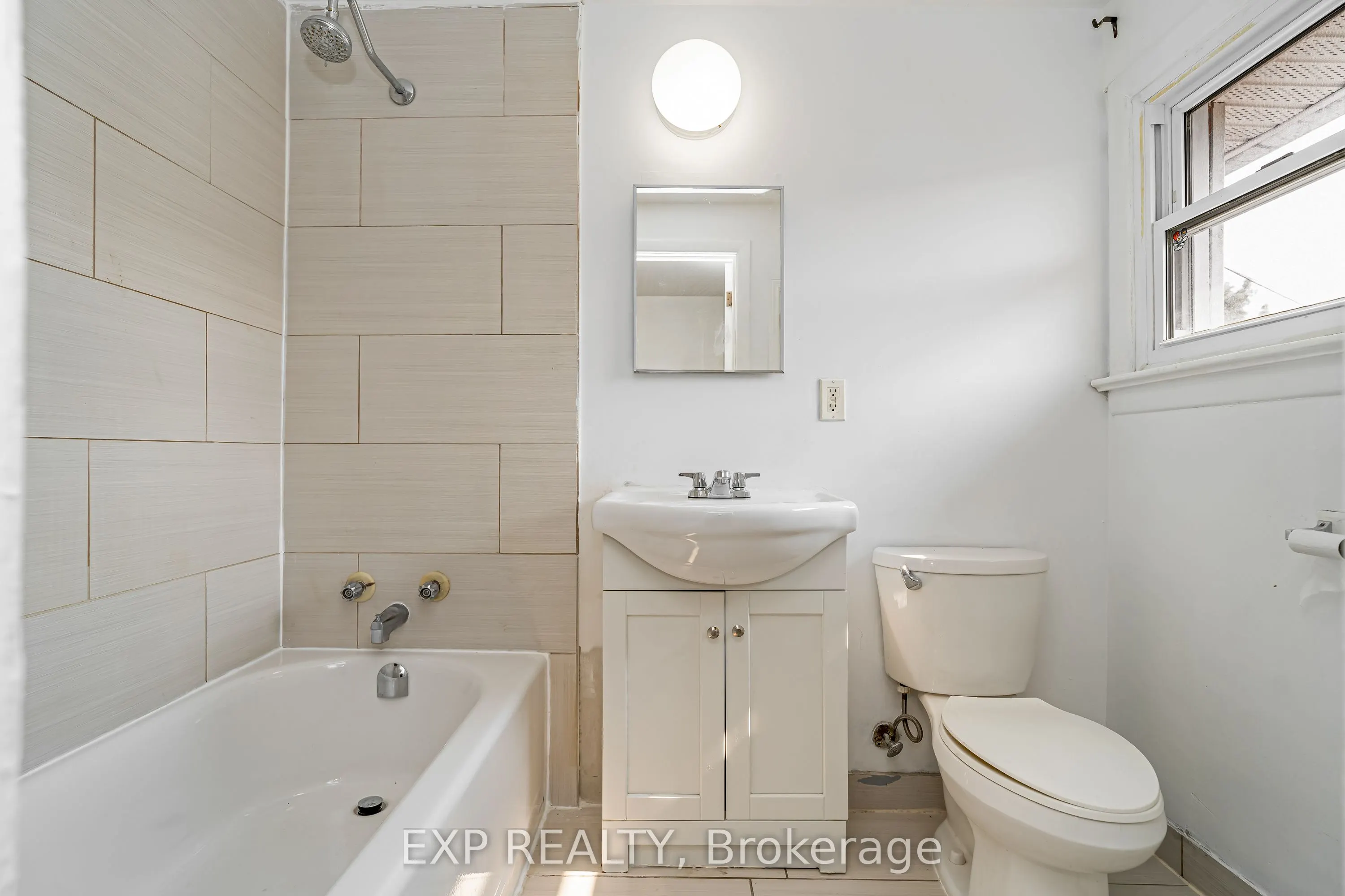 646 Borthwick Avenue